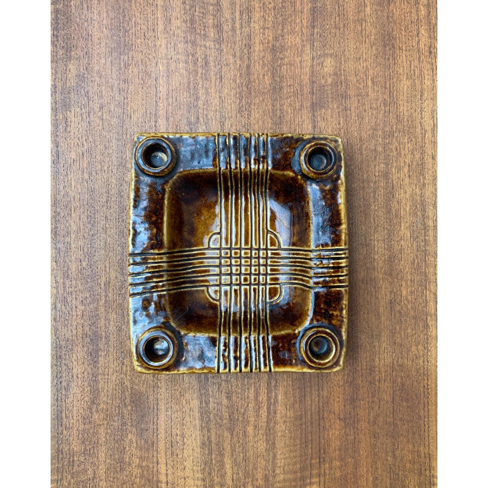 Brutalist German Ceramic Bowl and Candle Holder from Jasba, in Very Good conditions. Designed 1960 to 1969 This piece has an attribution mark.

Additional information:
Materials: Ceramic
Color: Beige
Styles: Brutalist
Period: 1960s
Country of