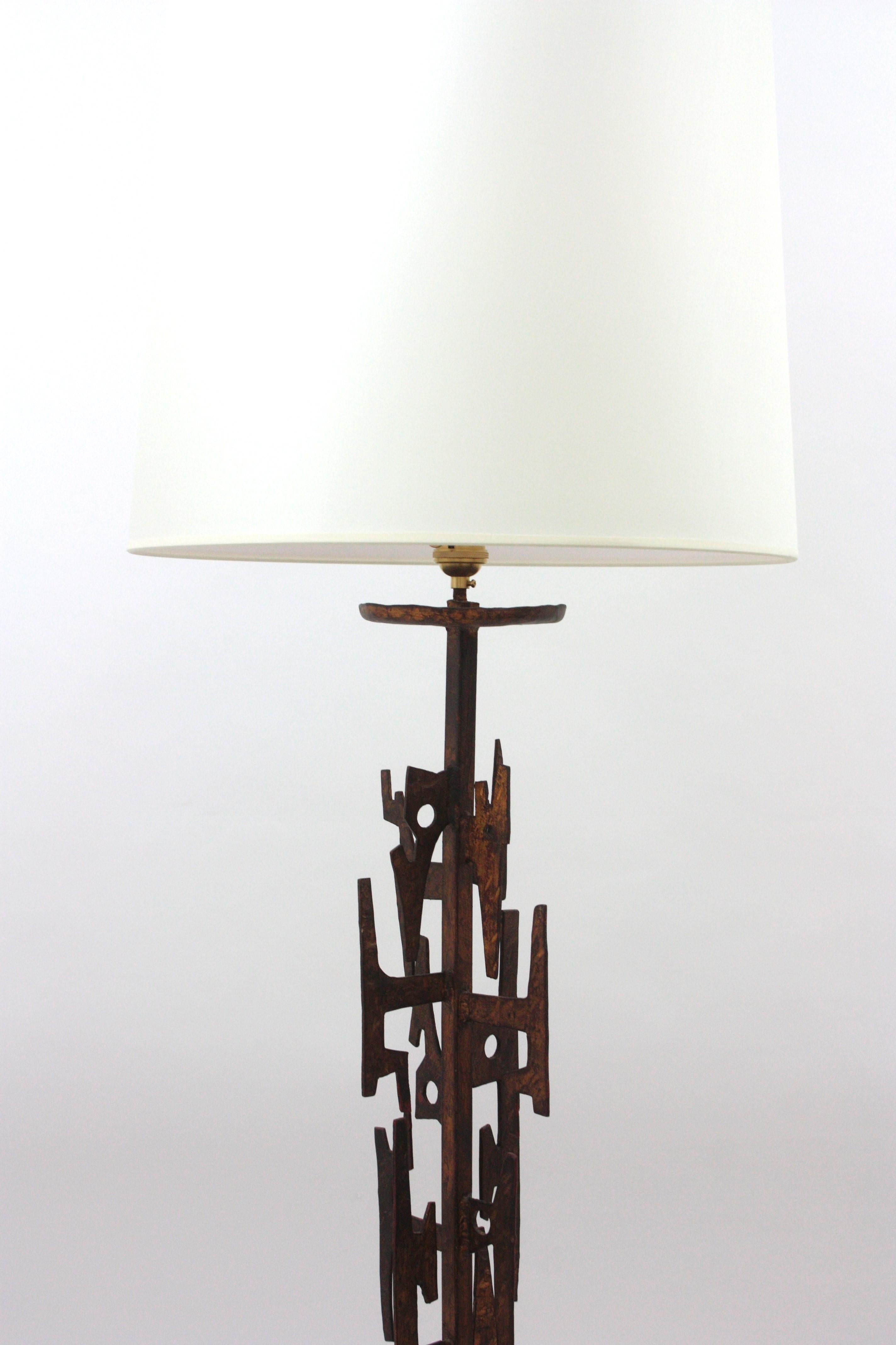 Paul Evans Style Brutalist Gilt Iron Floor Lamp, 1950s For Sale 9