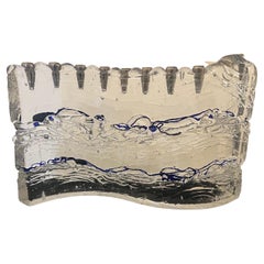 Menorah Brutalista de Cristal de Joel & Candace Bless Forma Ondulada