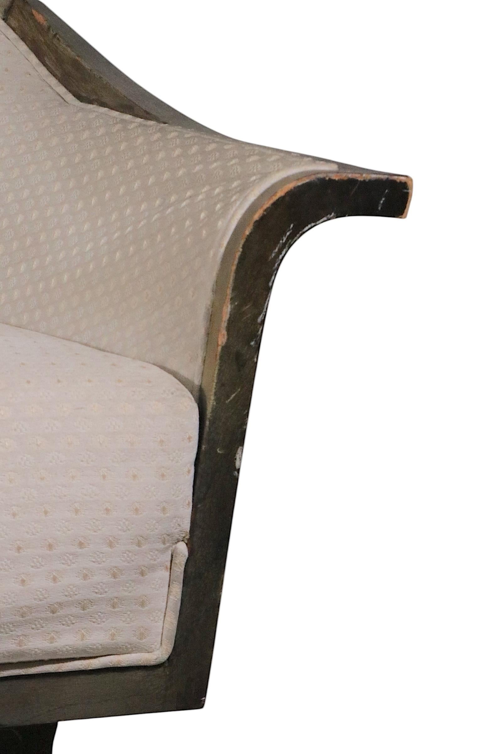 Brutalist Gothic Boho Style Cathedral Style Sofa after Mont Pearsall c. 1970's In condizioni buone in vendita a New York, NY
