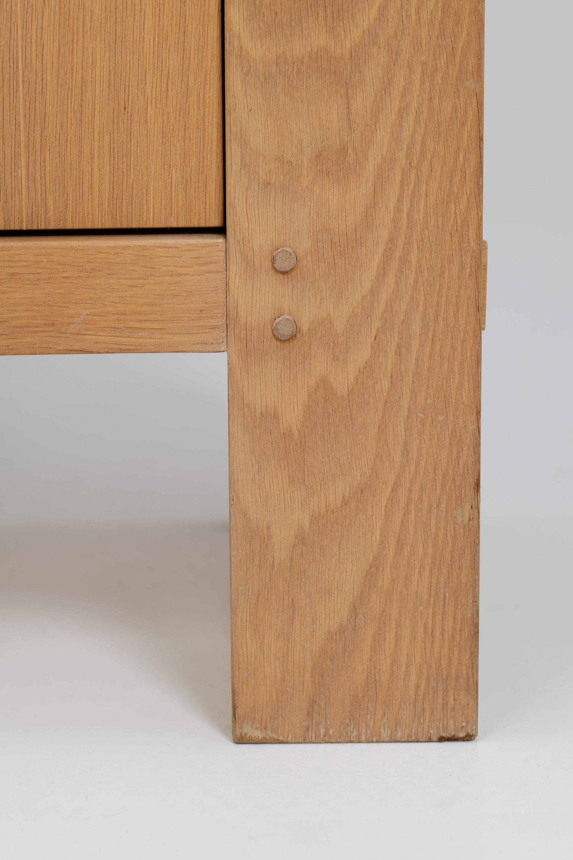 Brutalist graphical oak highboard - Frans Defour For Sale 7