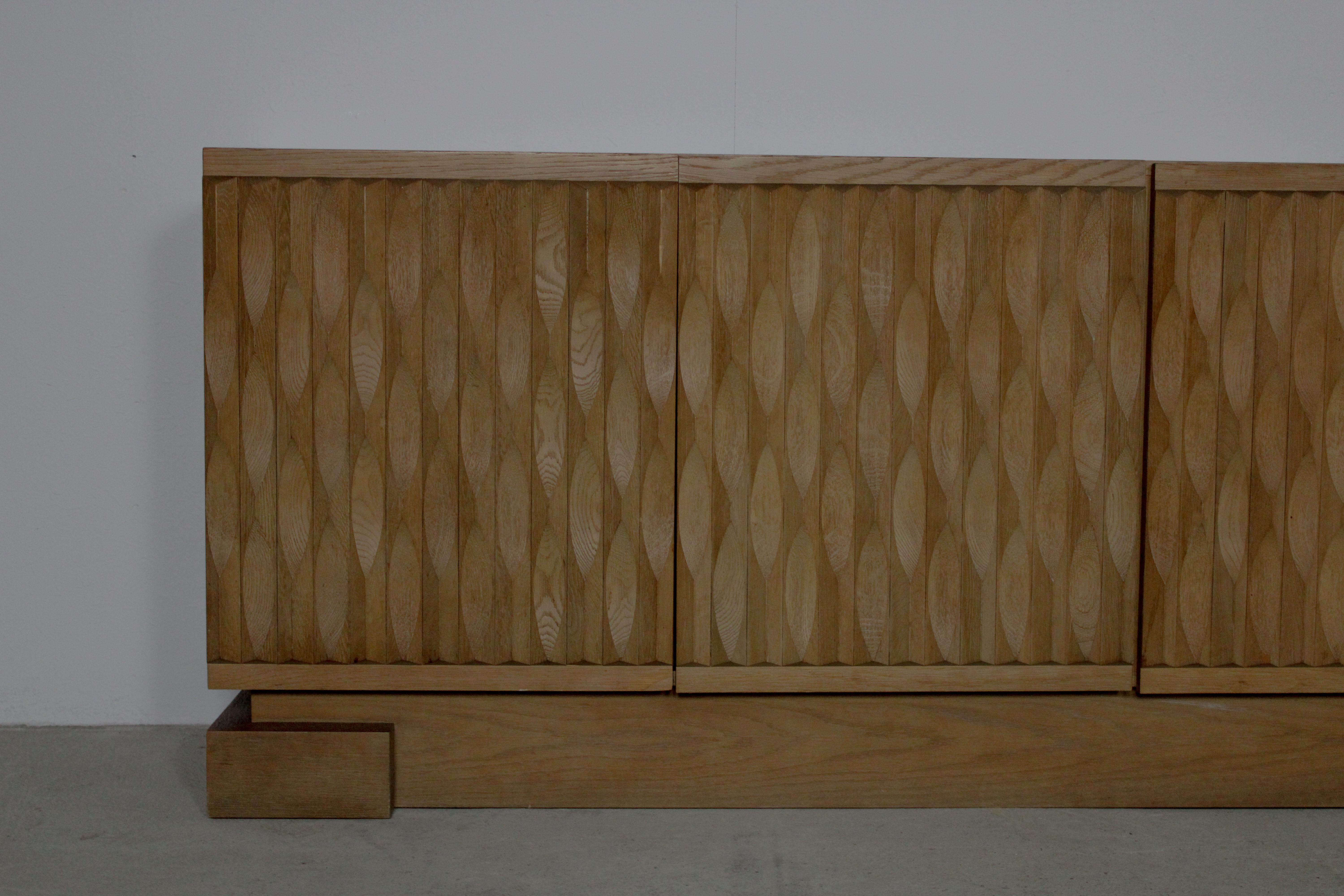 Brutalist Graphical Sideboard by Aurora - Belgium 1970s For Sale 3