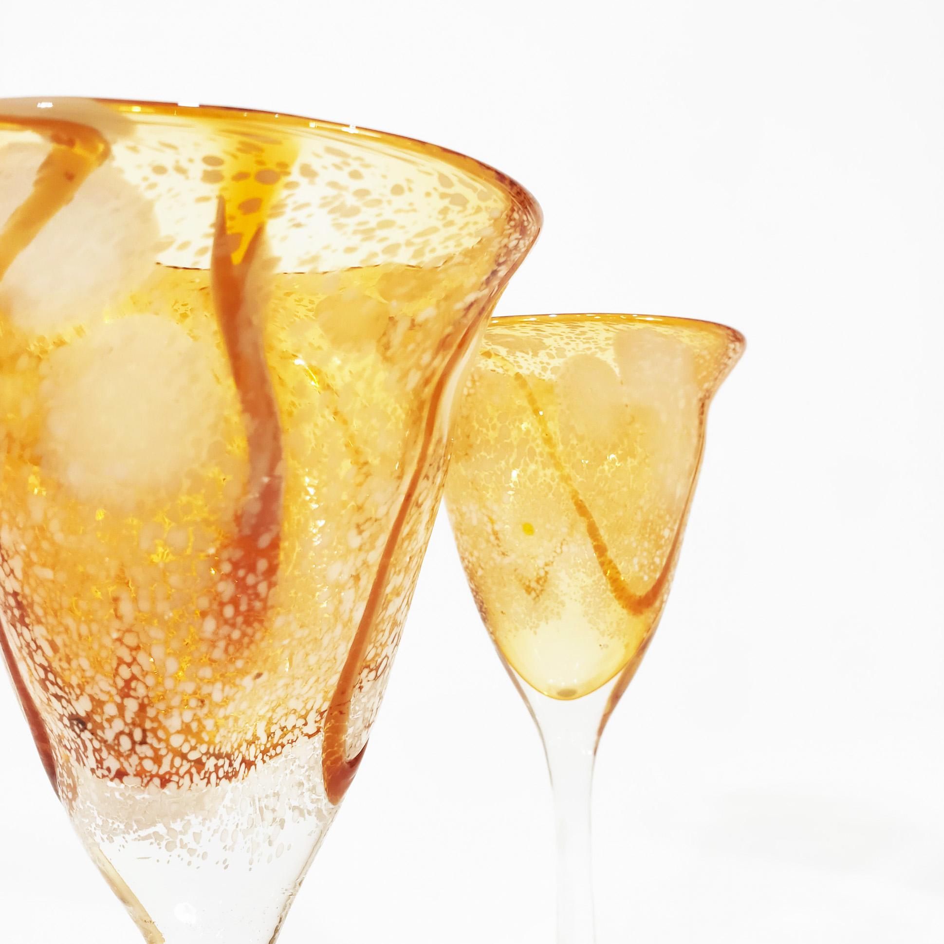 Brutalist hand-blown murano glass glassware, Italy, 1970s, set of 6 For Sale 3