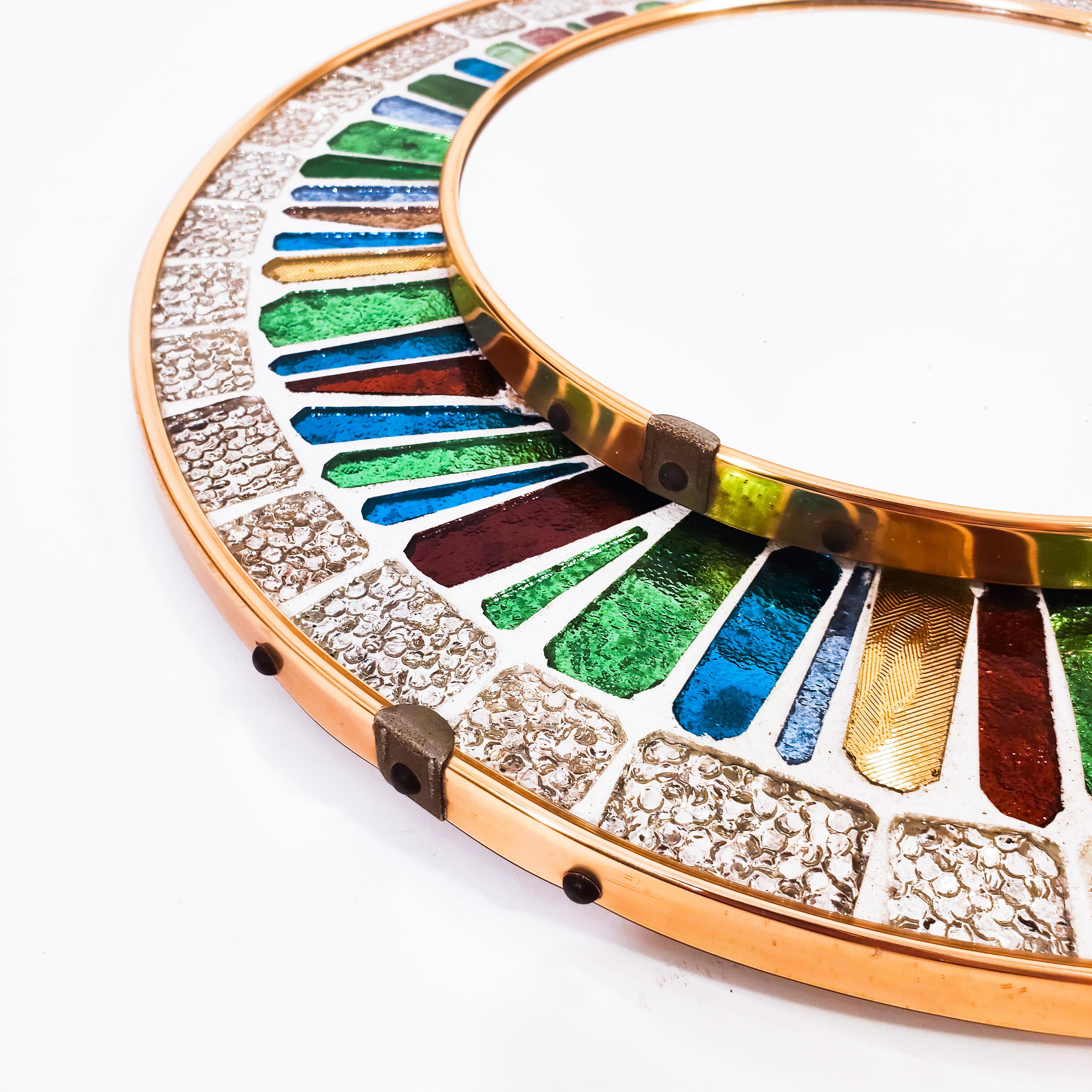 Brutalist hand-crafted multicoloured glass mosaic wall mirror, Spain, 1960s In Excellent Condition For Sale In SANT ADRIÀ DE BESÒS, ES