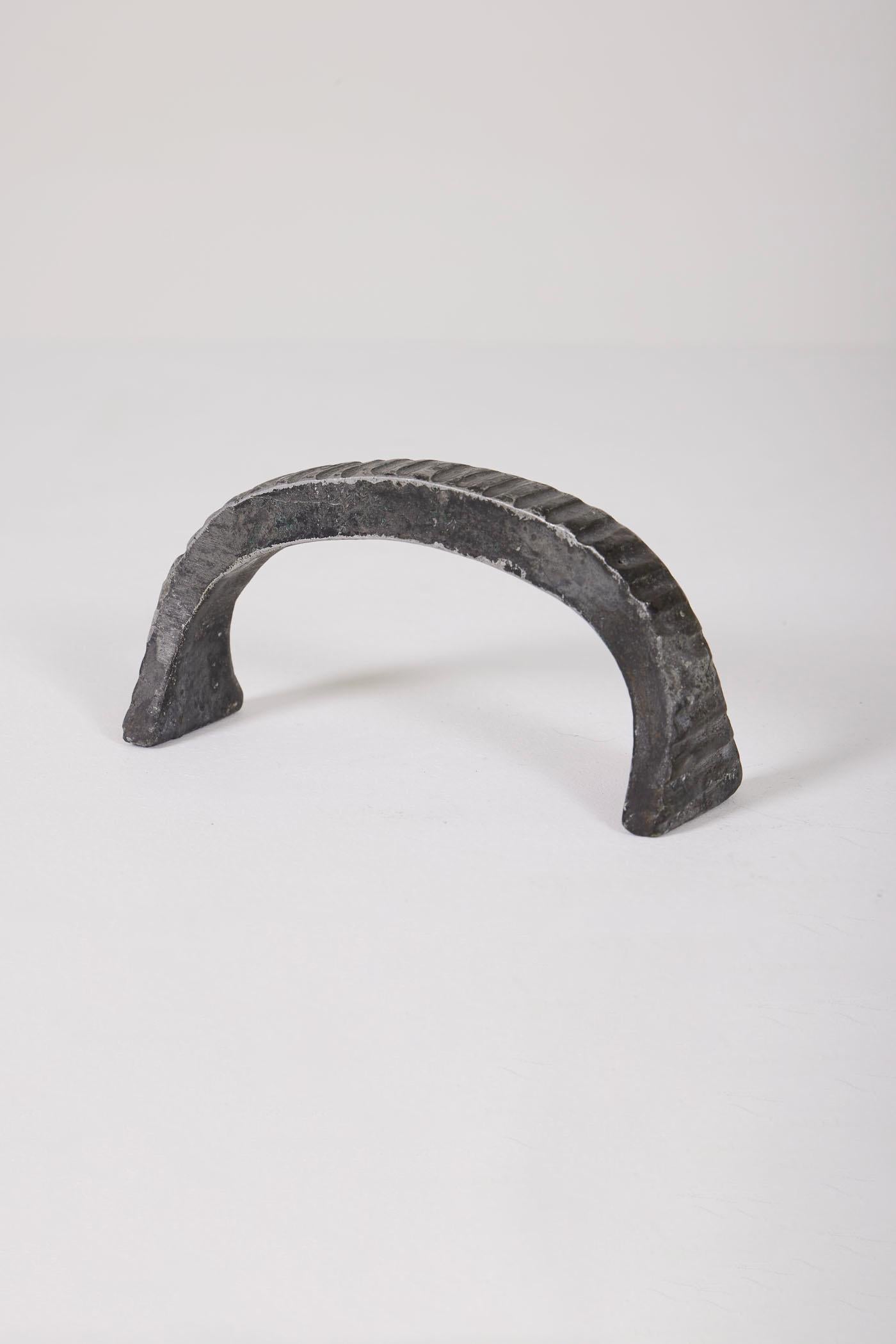 Brutalist handle, 1960s In Good Condition For Sale In PARIS, FR