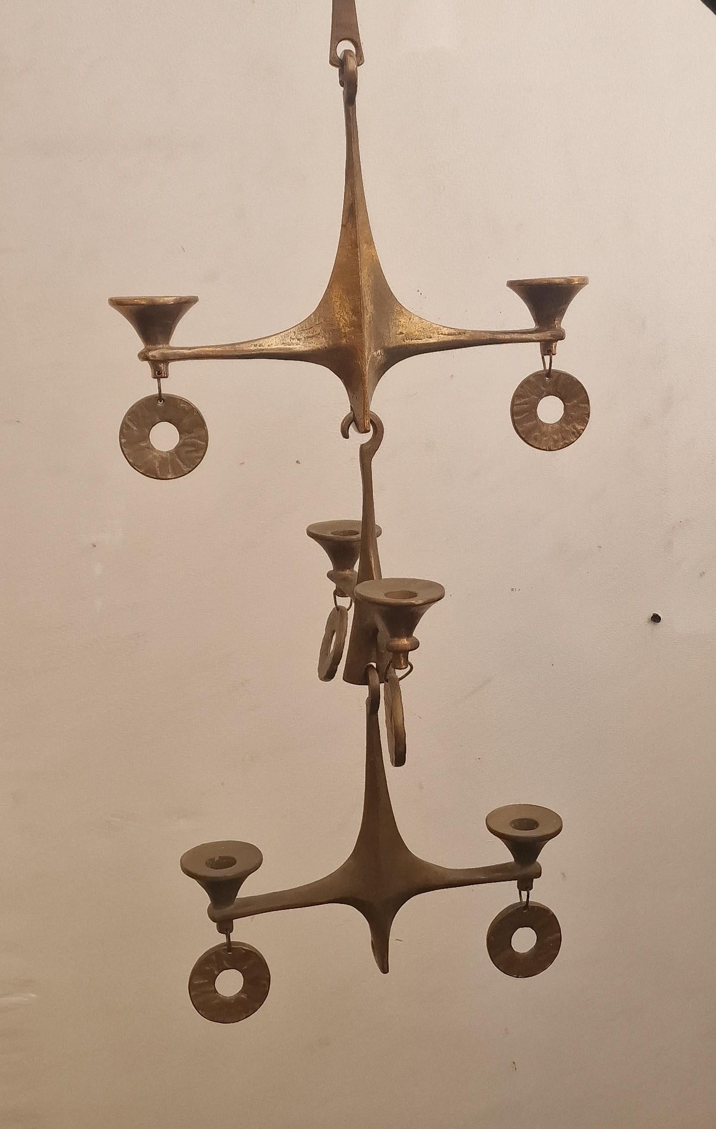 Brutalistischer Hängekronleuchter von Harjes 
Bronze-Entwürfe von Michael Harjes
Für Harjes Metalkunst Cc Deutsch 1980