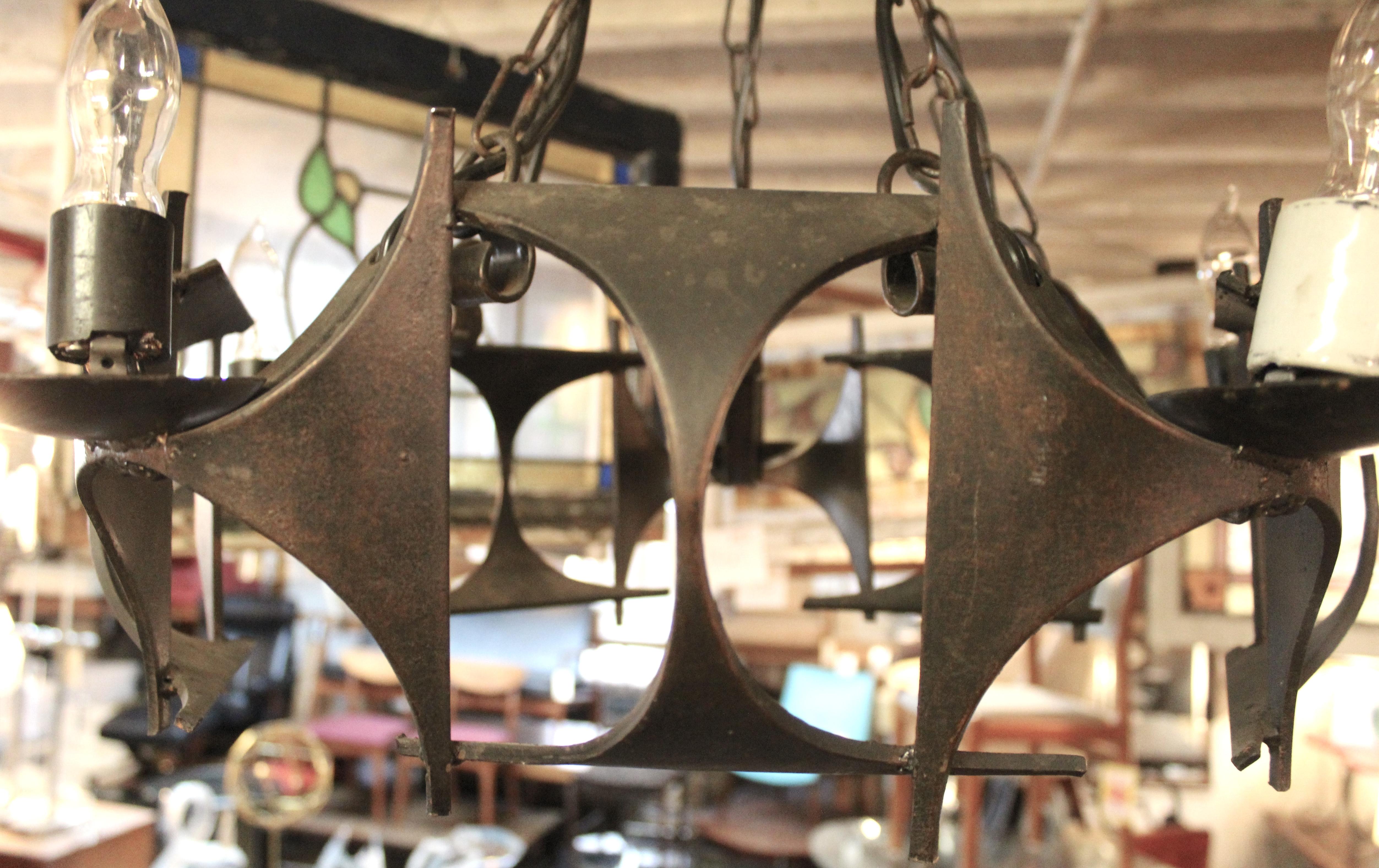 Araña de hierro brutalista Metal en venta