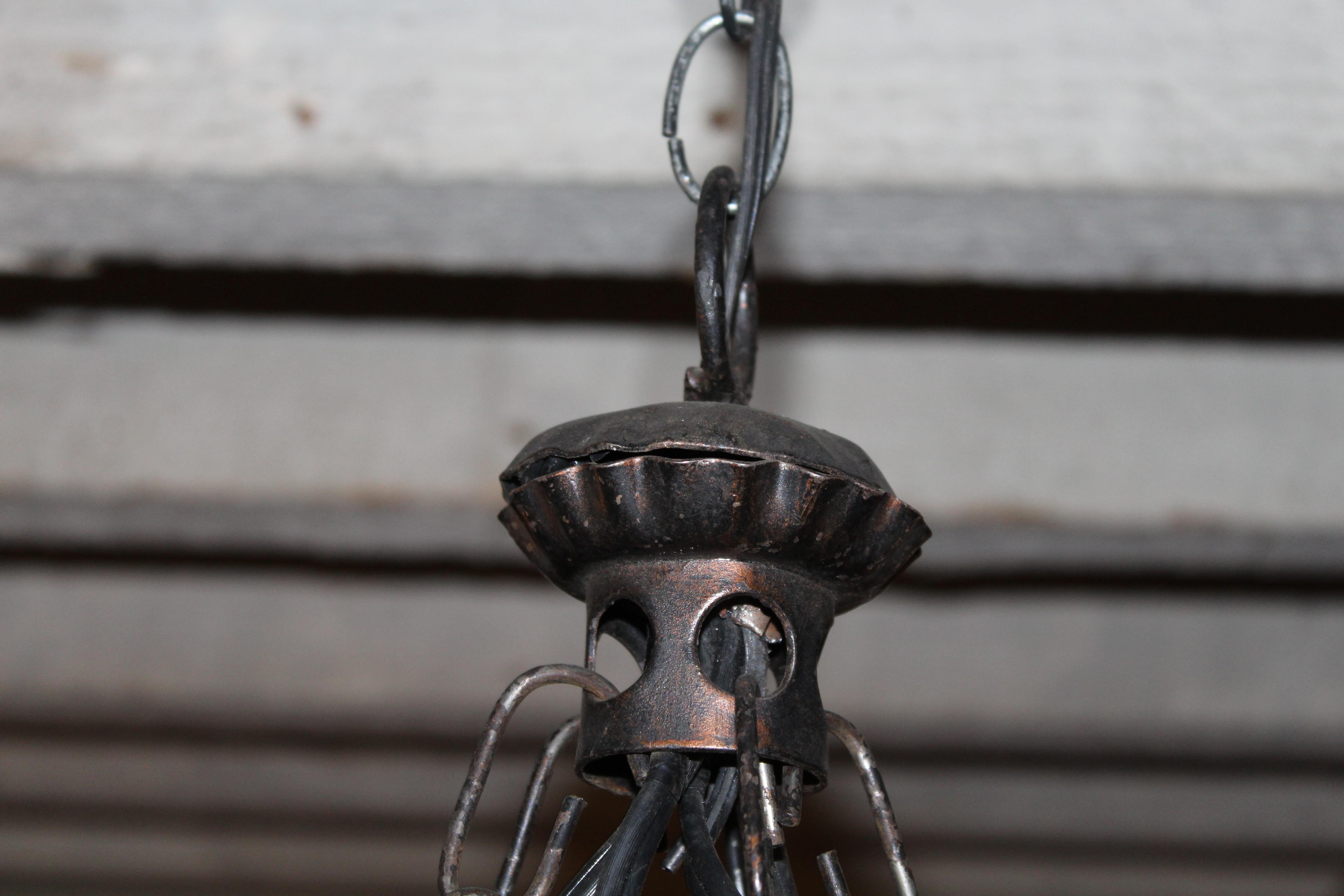 Araña de hierro brutalista en venta 2