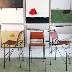 Sgabelli da bar brutalisti in ferro e pelle di Ilana Goor, anni '70. Tre disponibili