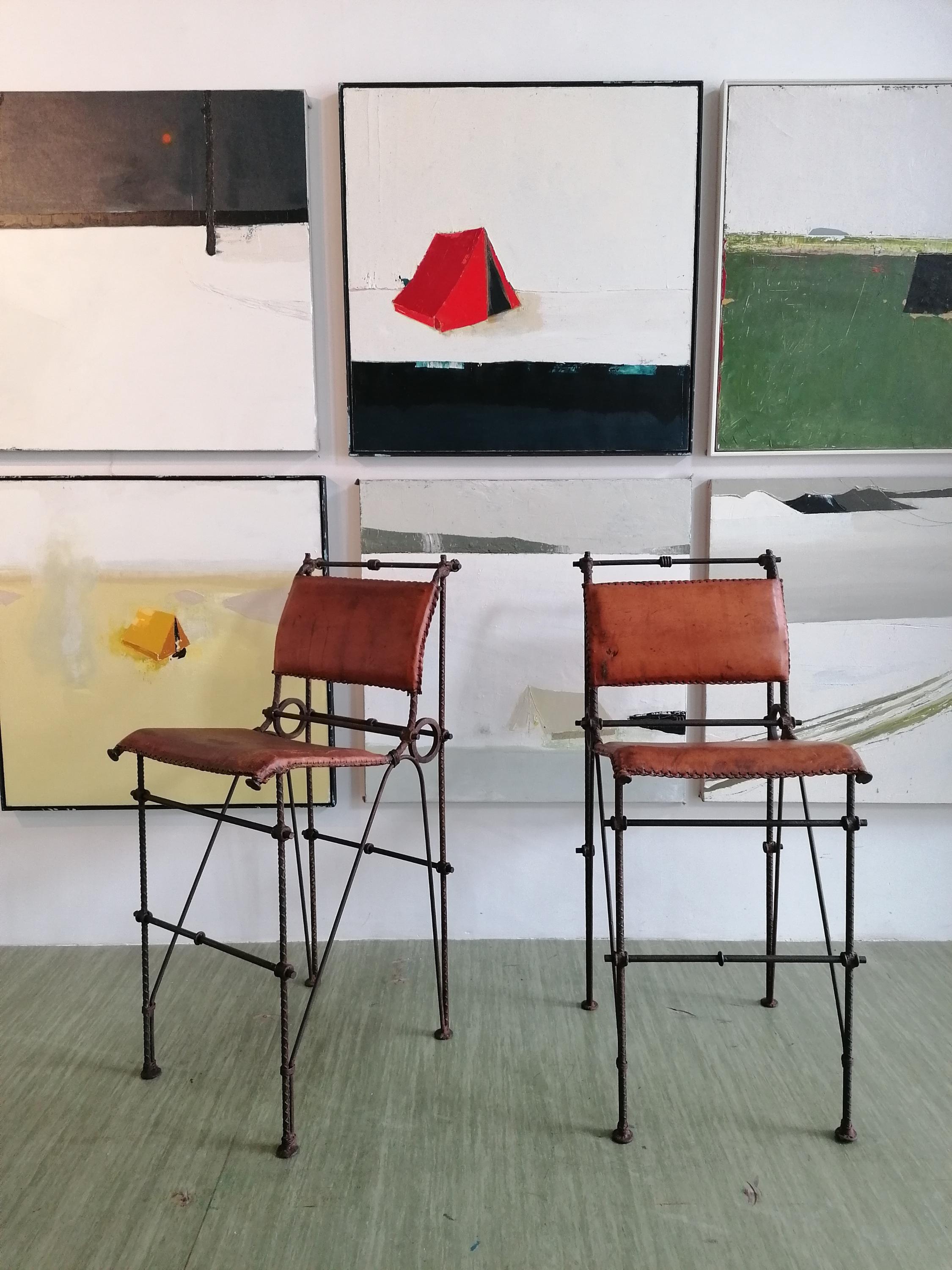 American Brutalist iron & hide leather bar stools by Ilana Goor, 1970s. Three available For Sale