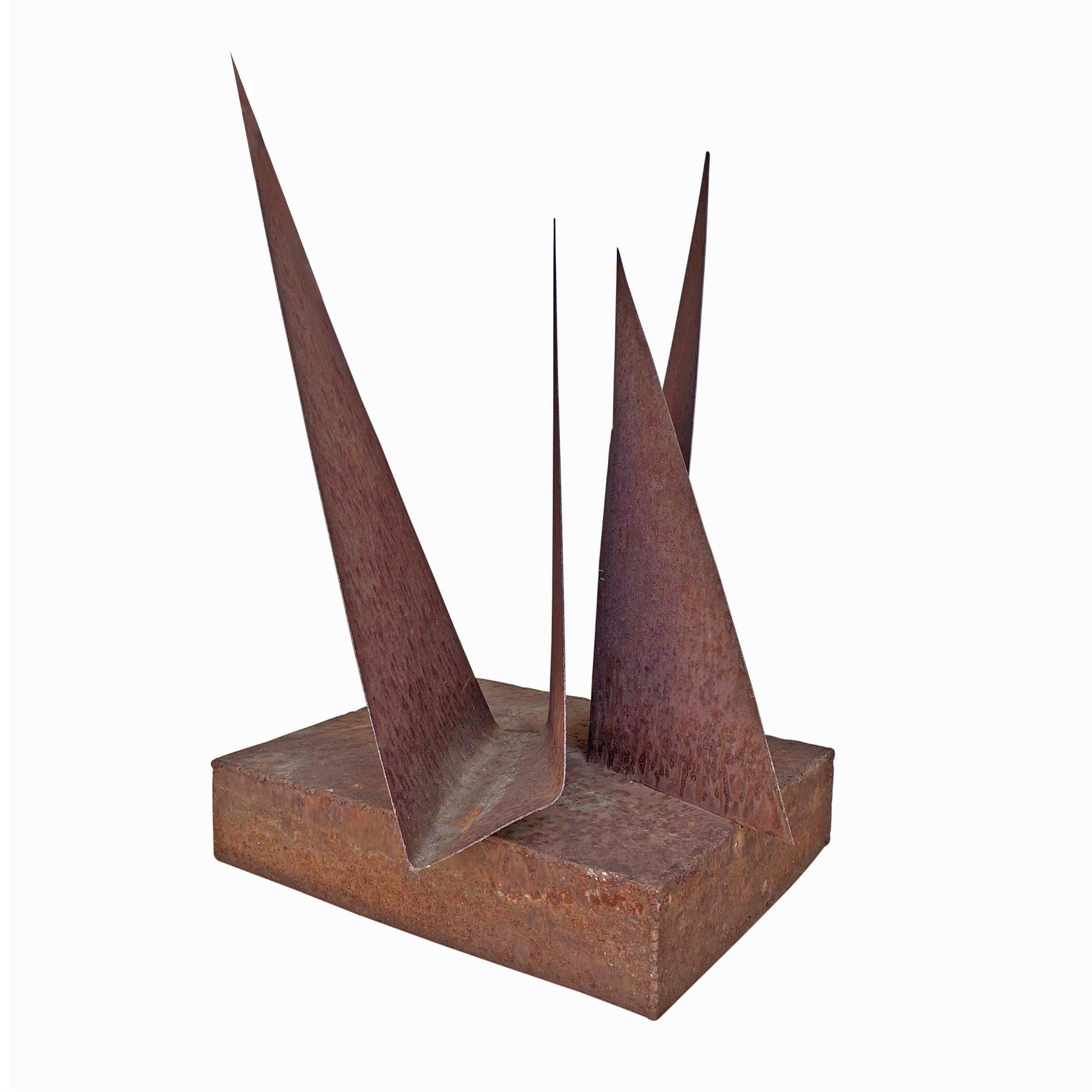 Brutalist Iron Sculpture In Good Condition For Sale In Chicago, IL