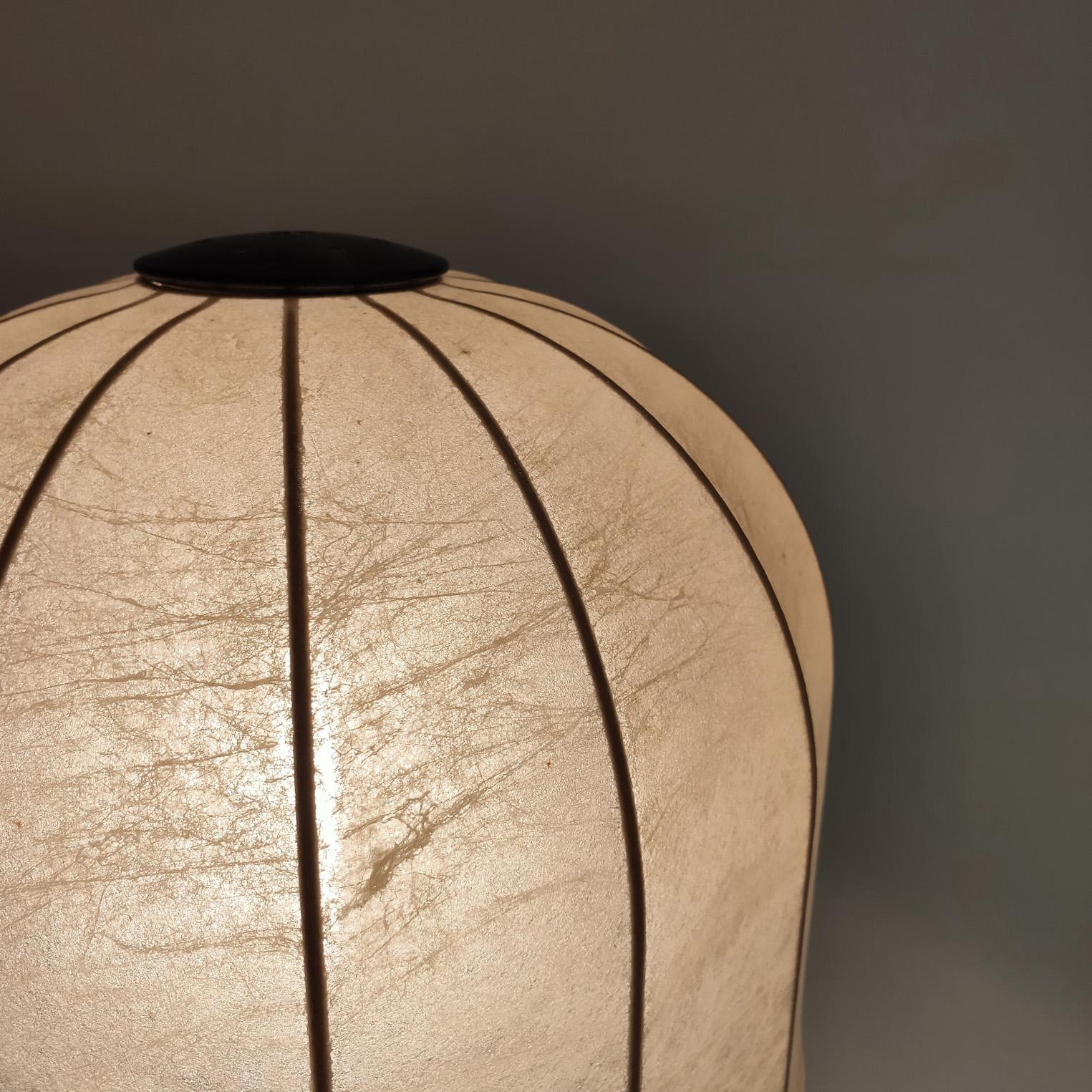 Brass Brutalist italian cocoon table lamp, 1970s For Sale