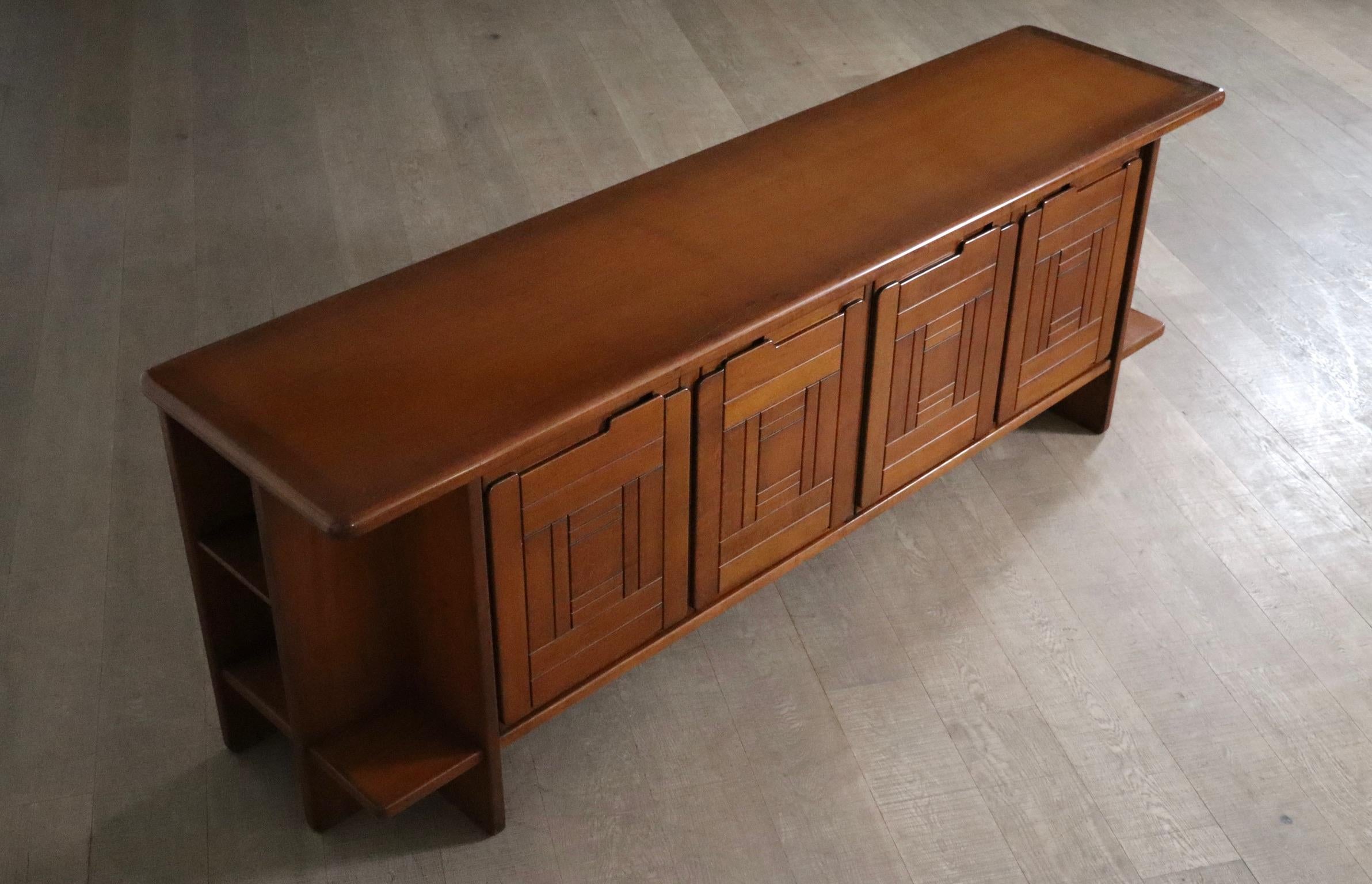 Brutalist Italian Sideboard with Graphical Doors in Walnut 1970s For Sale 2