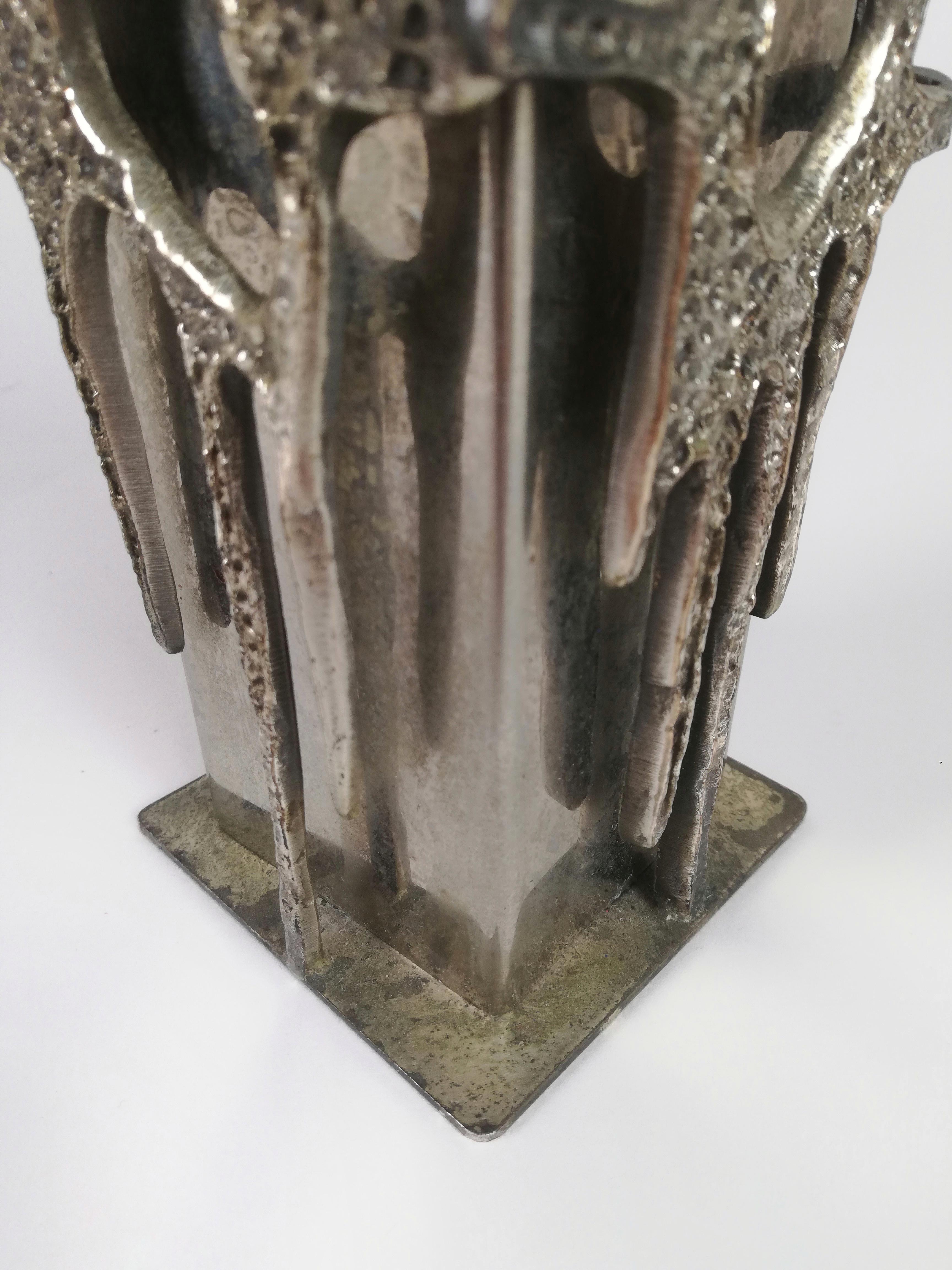 Brutalist Italian Steel Vase in the Style of Luciano Frigerio, Italy 1970s For Sale 5