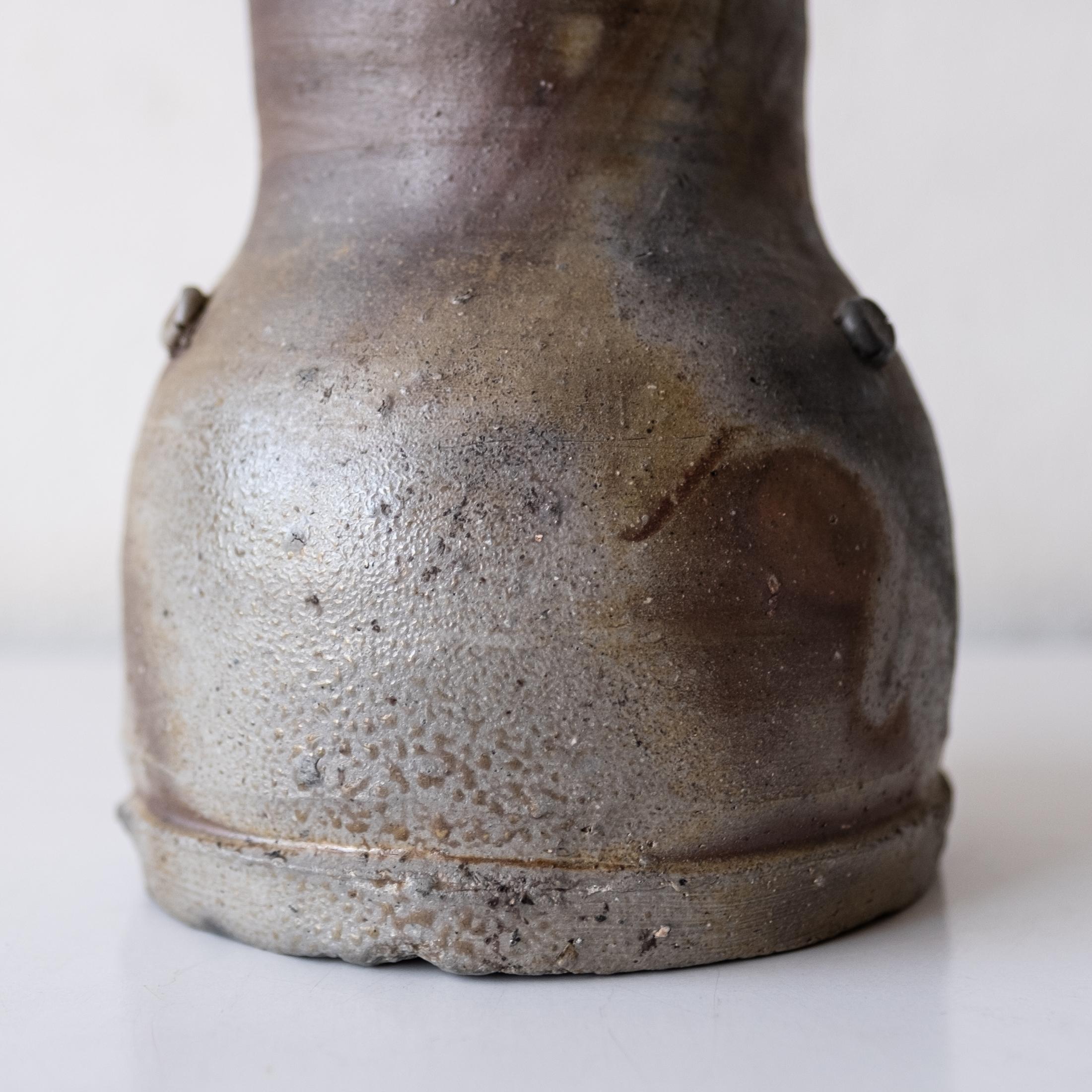 Brutalist Japanese Ceramic Bizen Vase with Signed Presentation Box 6