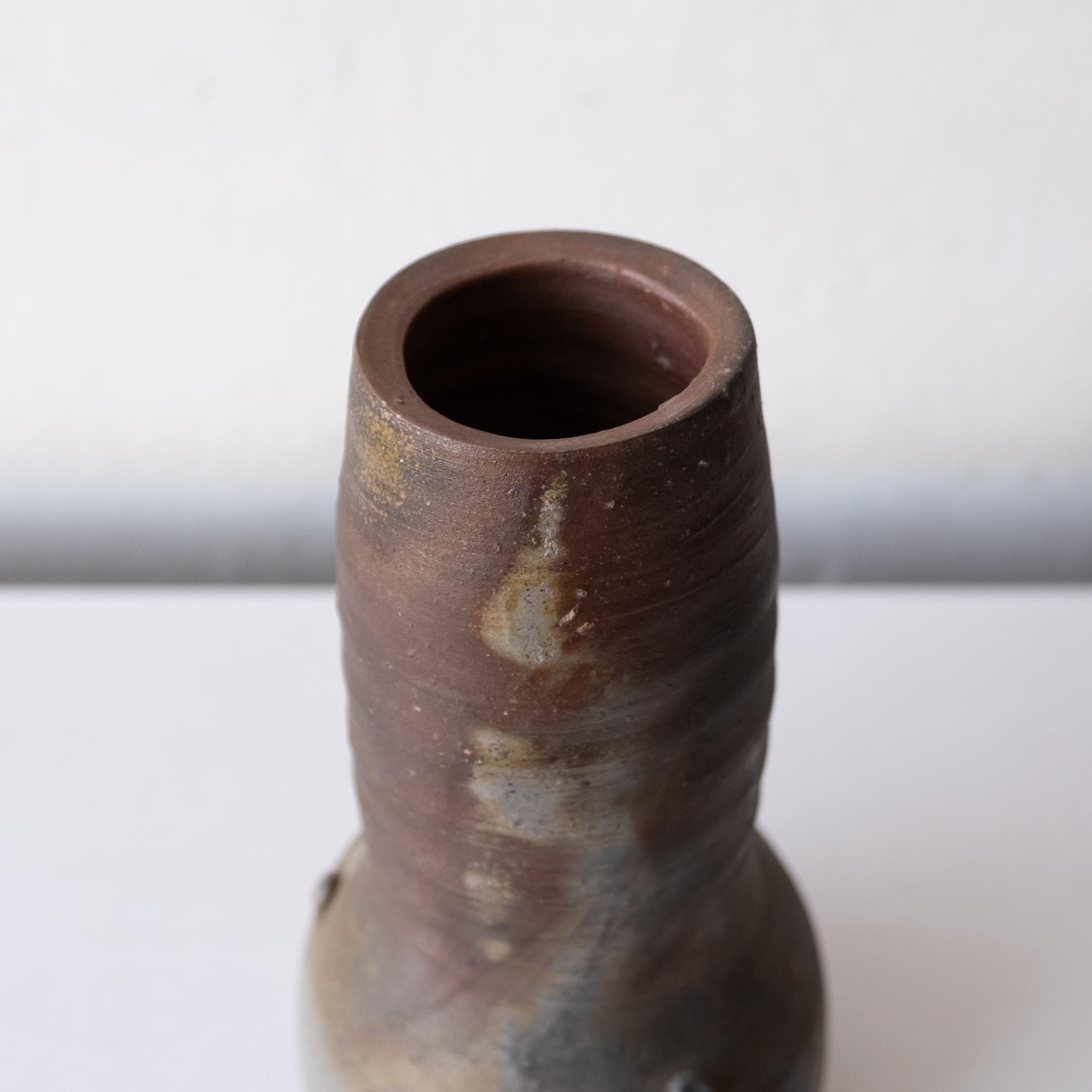 Brutalist Japanese Ceramic Bizen Vase with Signed Presentation Box 8