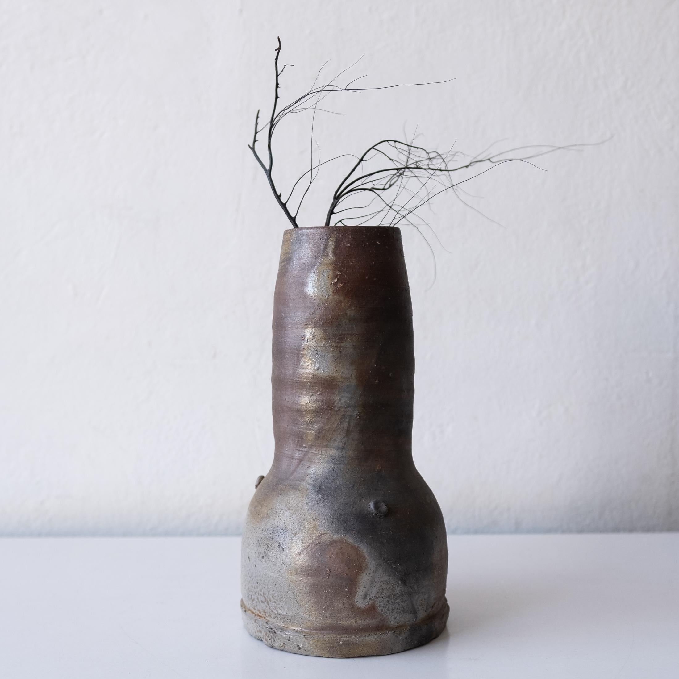 Brutalist Japanese Ceramic Bizen Vase with Signed Presentation Box 11