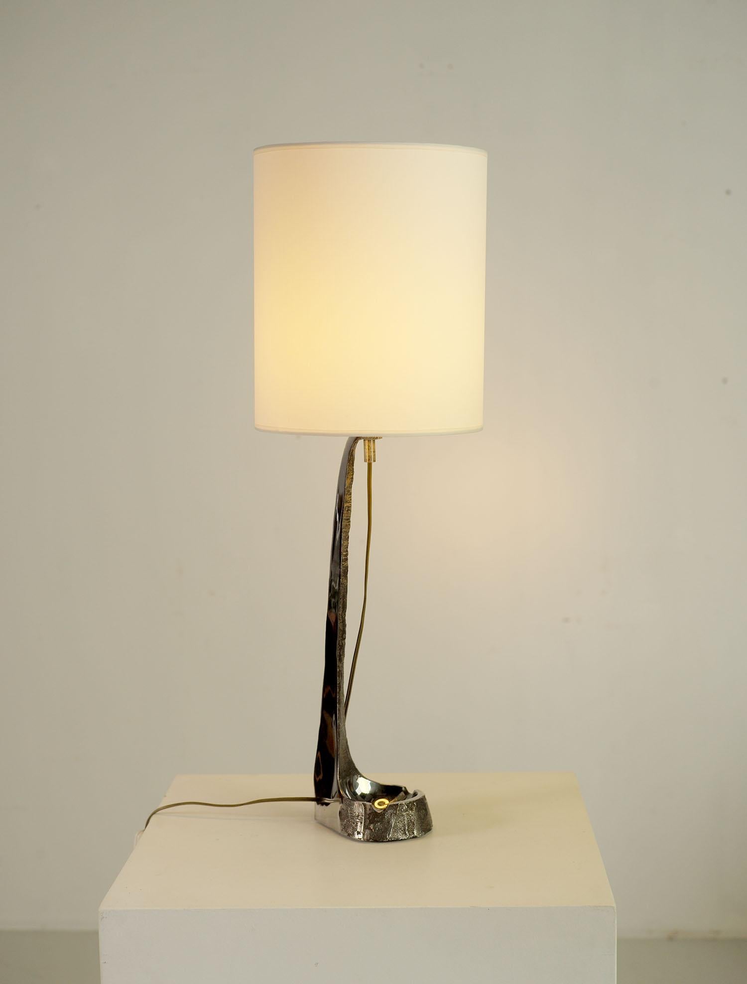 Acciaio Base per lampada brutalista in acciaio inossidabile, 1970 in vendita