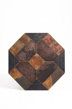Table basse brutaliste en pierre de lave