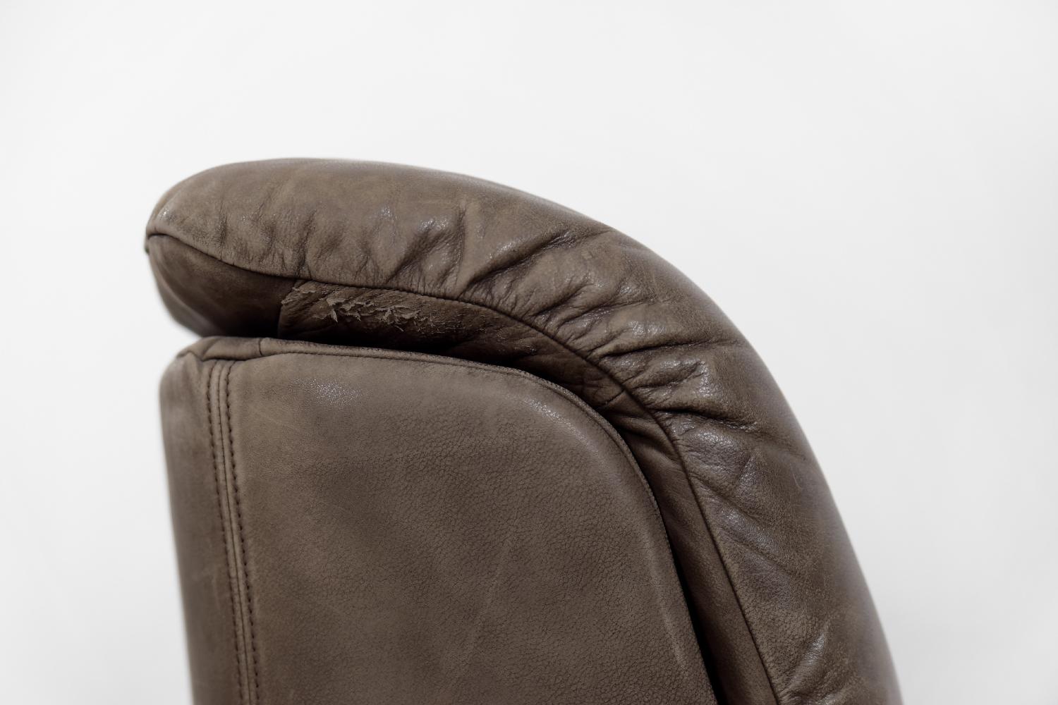 Vintage Brutalist Brown Leather Modular Corner Sofa by  Musterring International 13