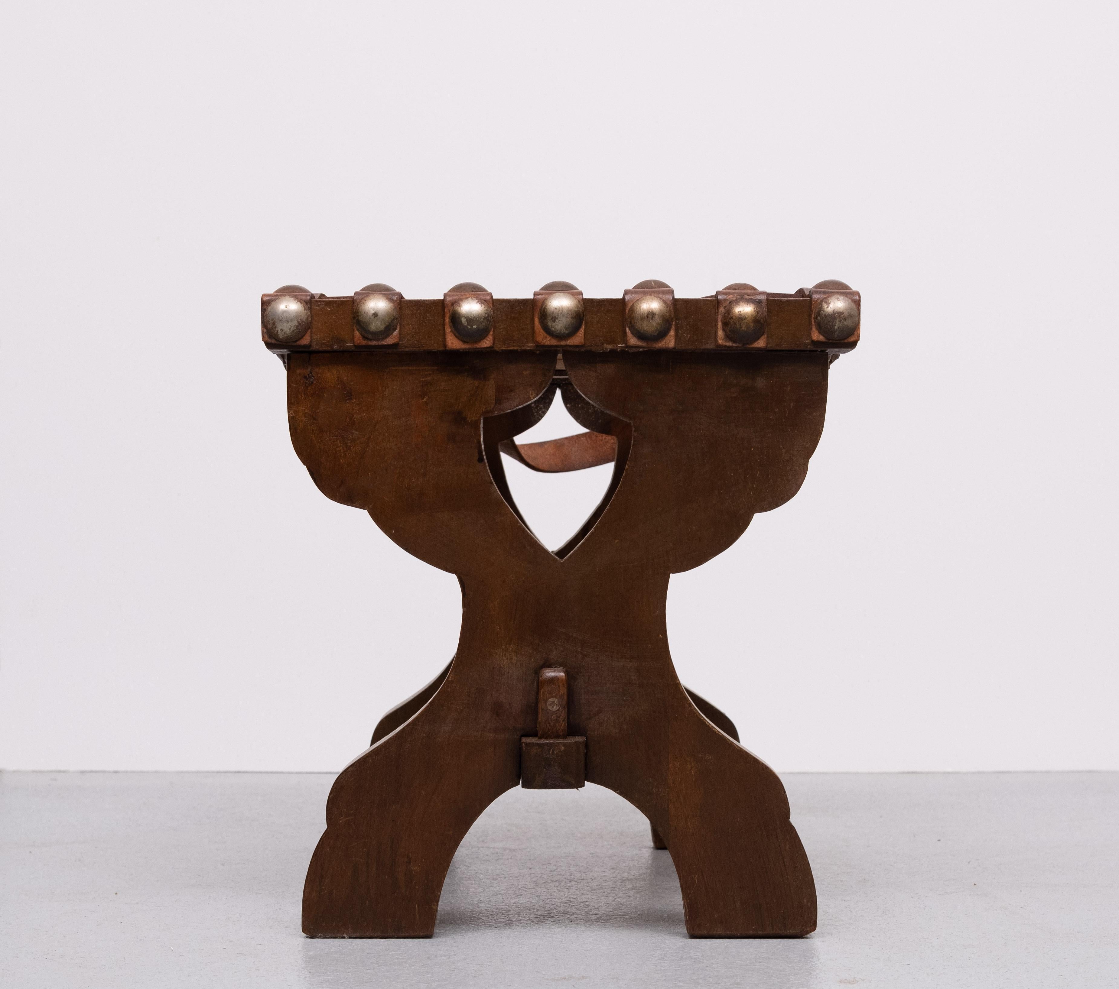 Mid-20th Century Brutalist Leather strap ottoman  Spain 1950s For Sale