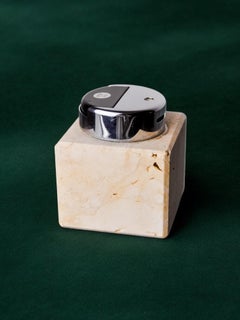 Mechero brutalista de Fratelli Mannelli, travertino, Italia, 1970