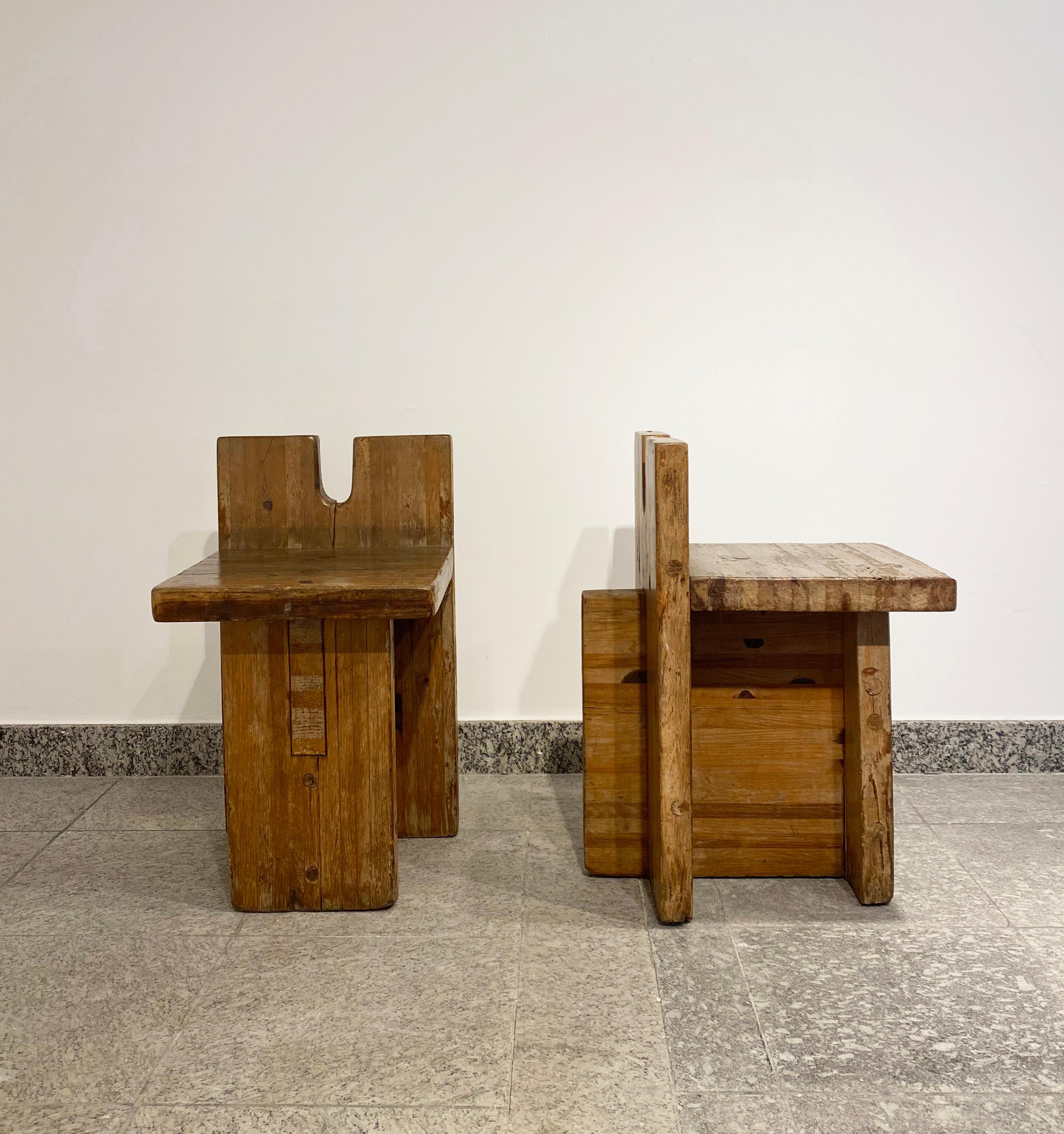 Designed by Lina Bo Bardi, Marcelo Ferraz and Marcelo Suzuki
Created for the center SESC Pompéia in São Paulo
Brasil, 1980s
Pine wood
Price per piece, pair available

Measurements
 38 cm x 52 cm x 68,5 H cm
21,25 in x 15,74 in x 25,9 H in.