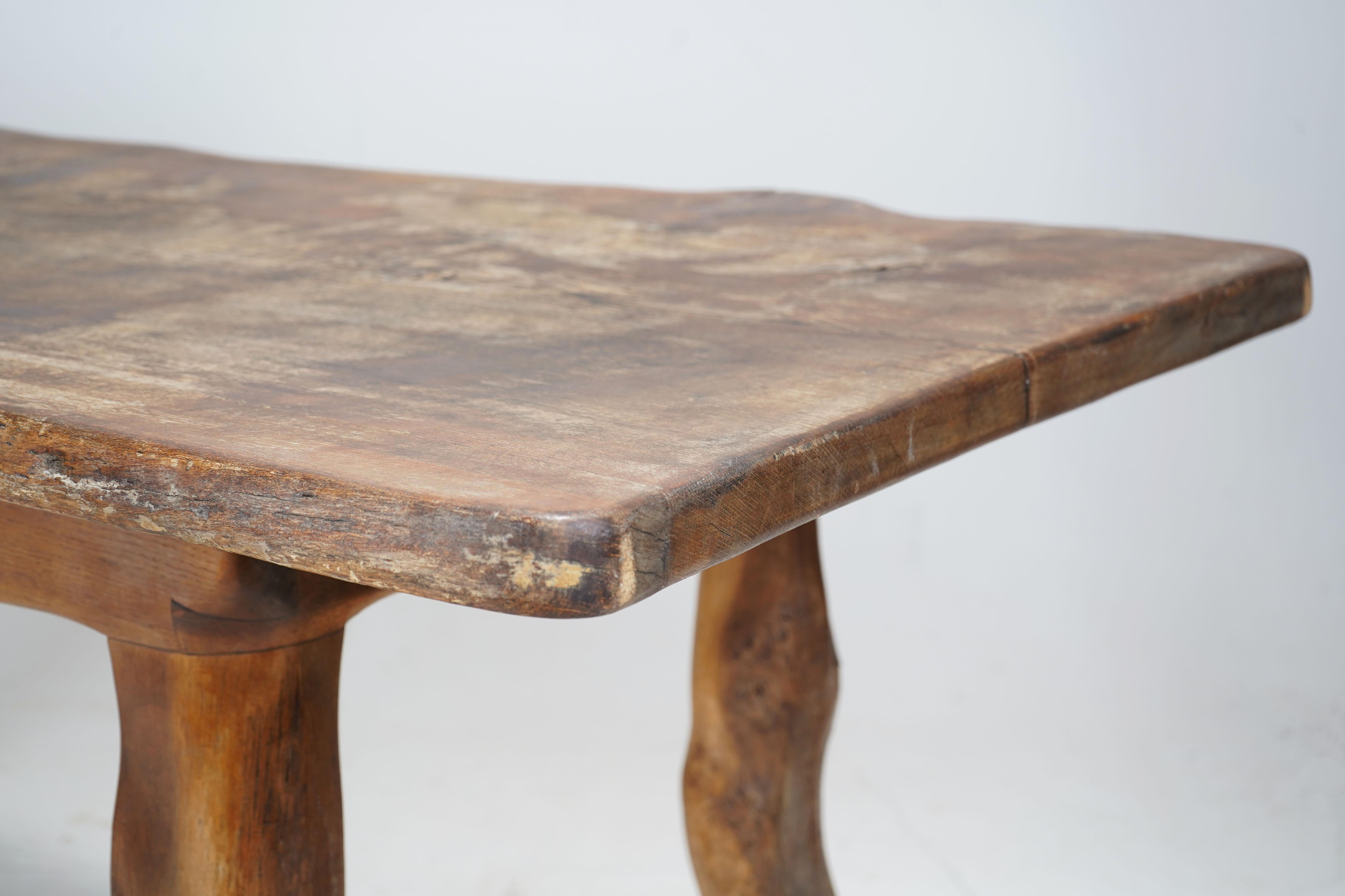 Mesa de Comedor Brutalista de Roble con Borde Vivo Británico
