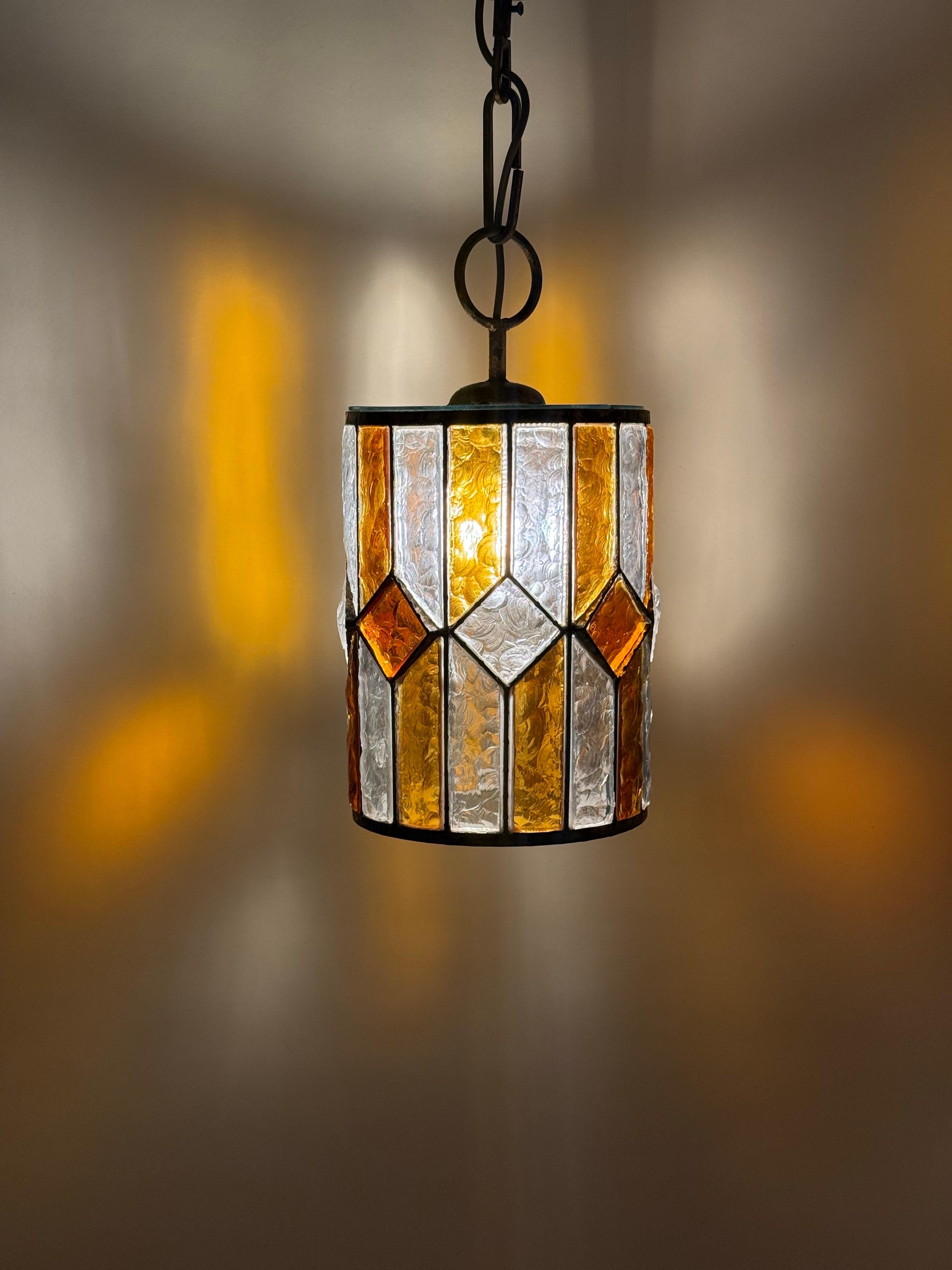 Brutalist Longboard Hanging Lantern Hammered Glass by Poliarte, Italy 1960s For Sale 9
