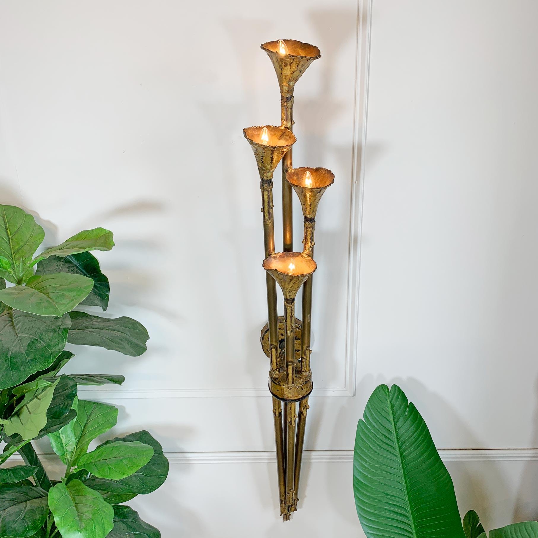 Brutalist Gold Lotus Torchiere Wall Light Tom Greene for Feldman 1970s In Good Condition For Sale In Hastings, GB