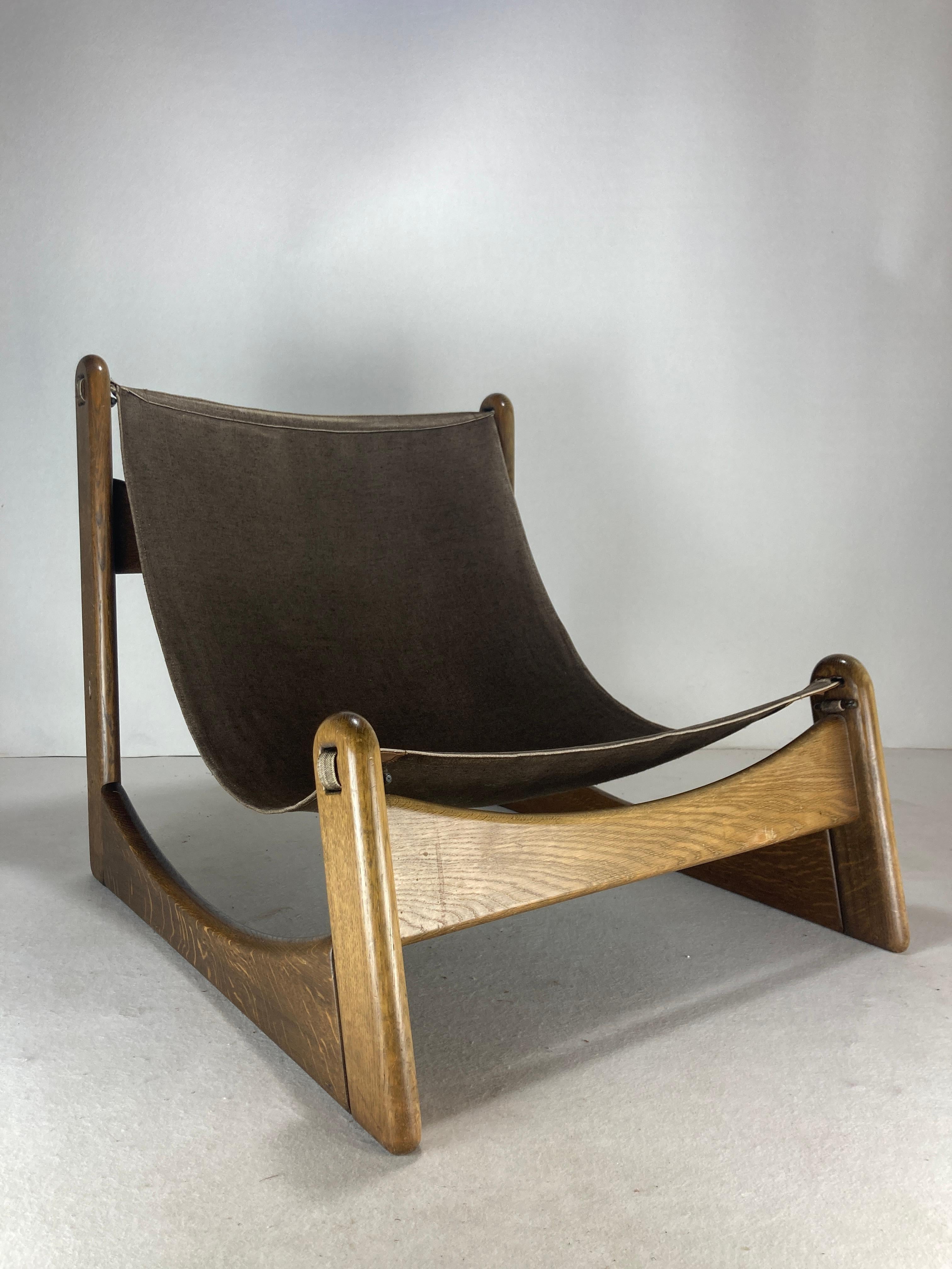 Sillón bajo de relax Brutalista en bouclé de Carl Straub, años 70 en venta 9