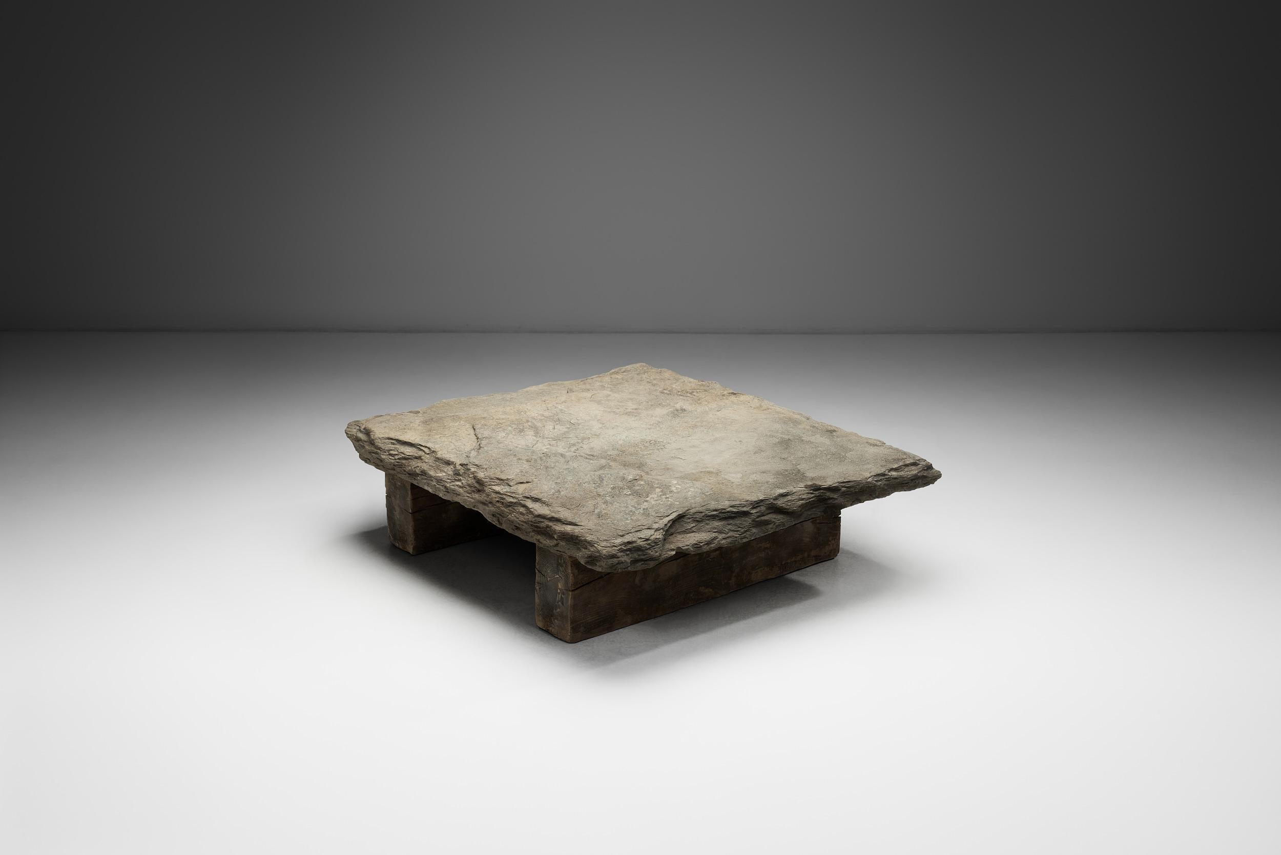 Brutalist Low Coffee Table in Slate Stone and Pine, Spain 1960s In Good Condition For Sale In Utrecht, NL