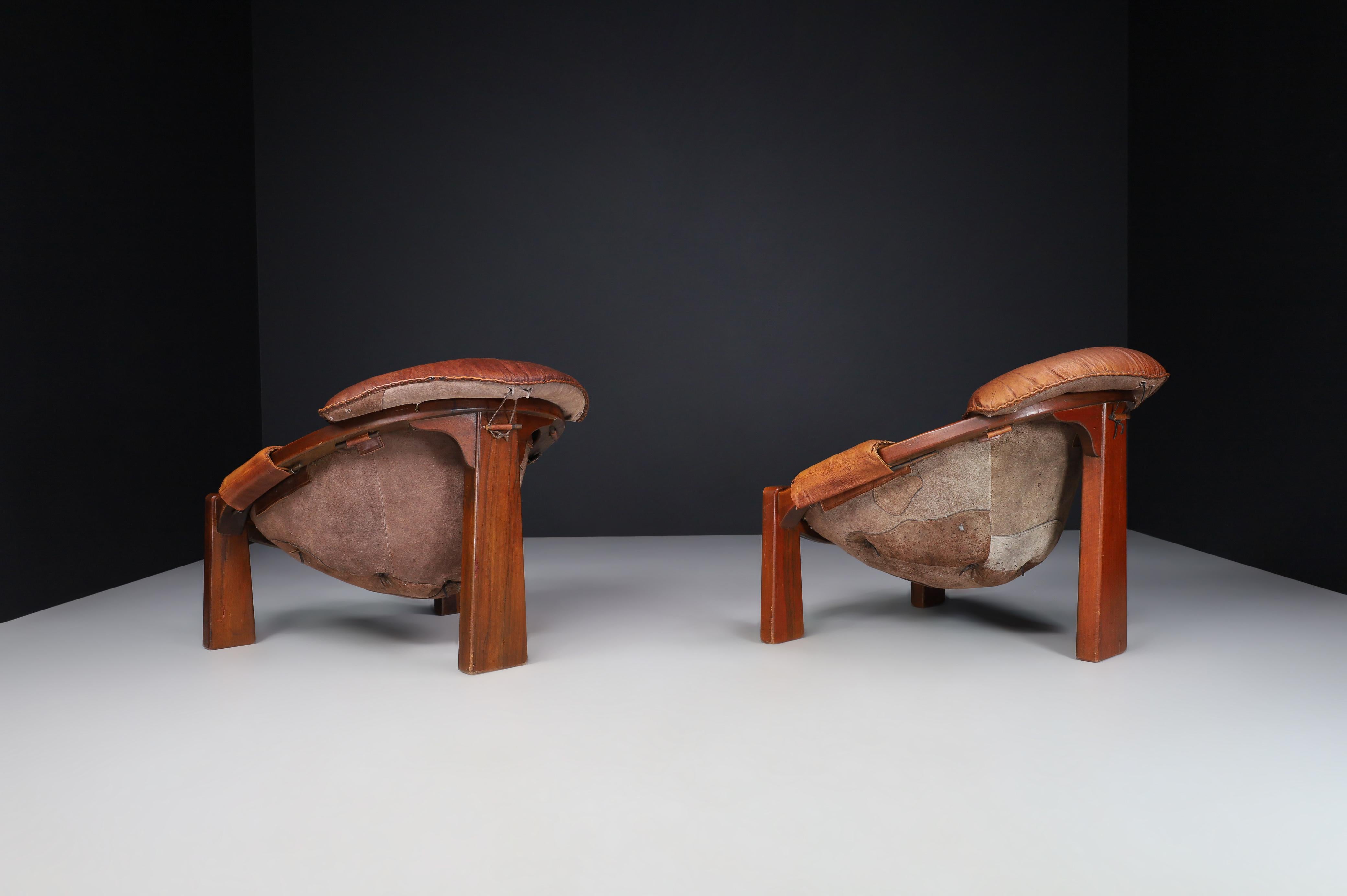 20th Century Brutalist Luciano Frigerio Patinated Cognac Leather Lounge Chairs, Italy, 1970s