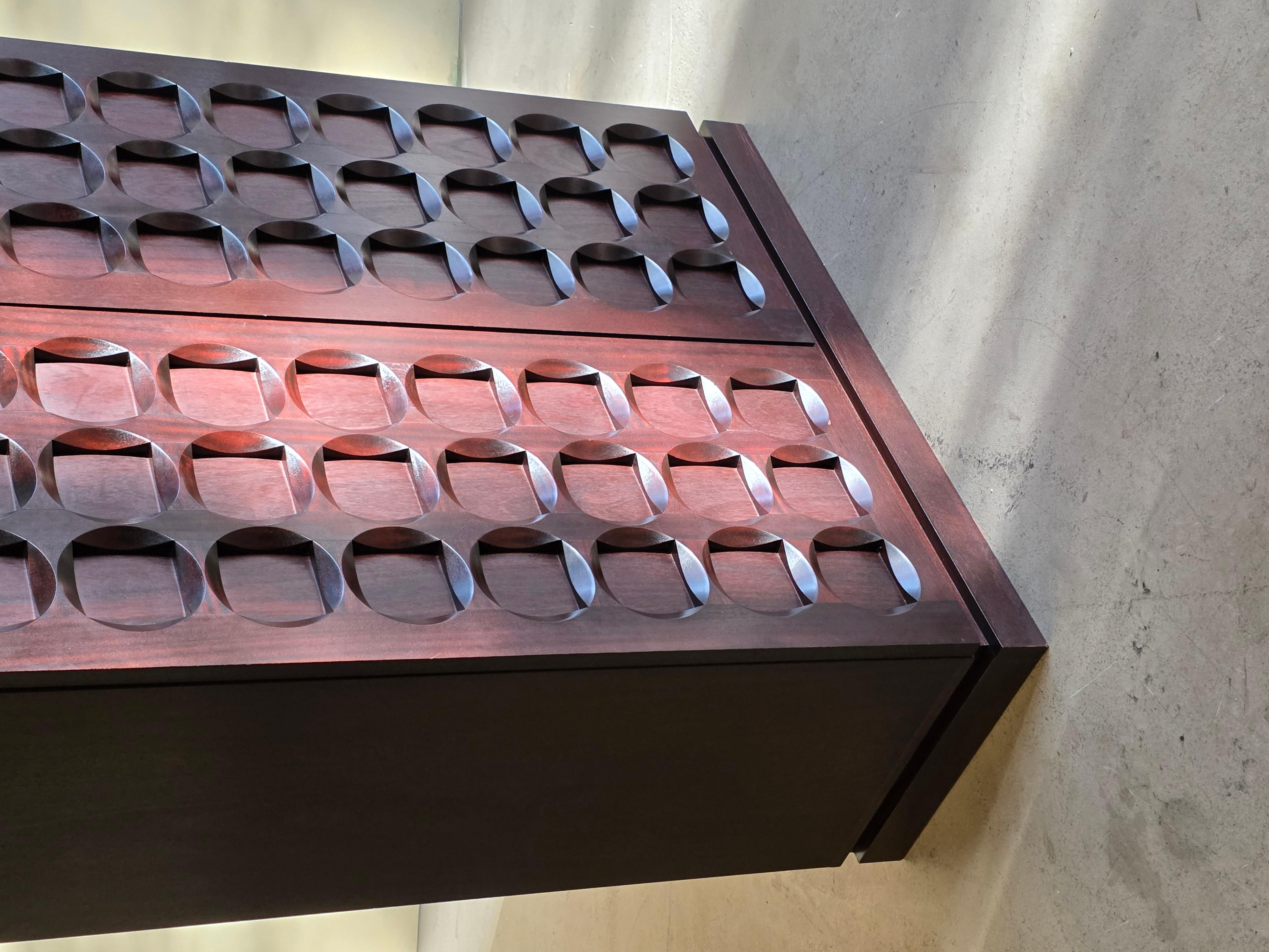 Brutalistischer Barschrank aus Mahagoni von Defour, Belgien, 1970er Jahre (Belgisch) im Angebot