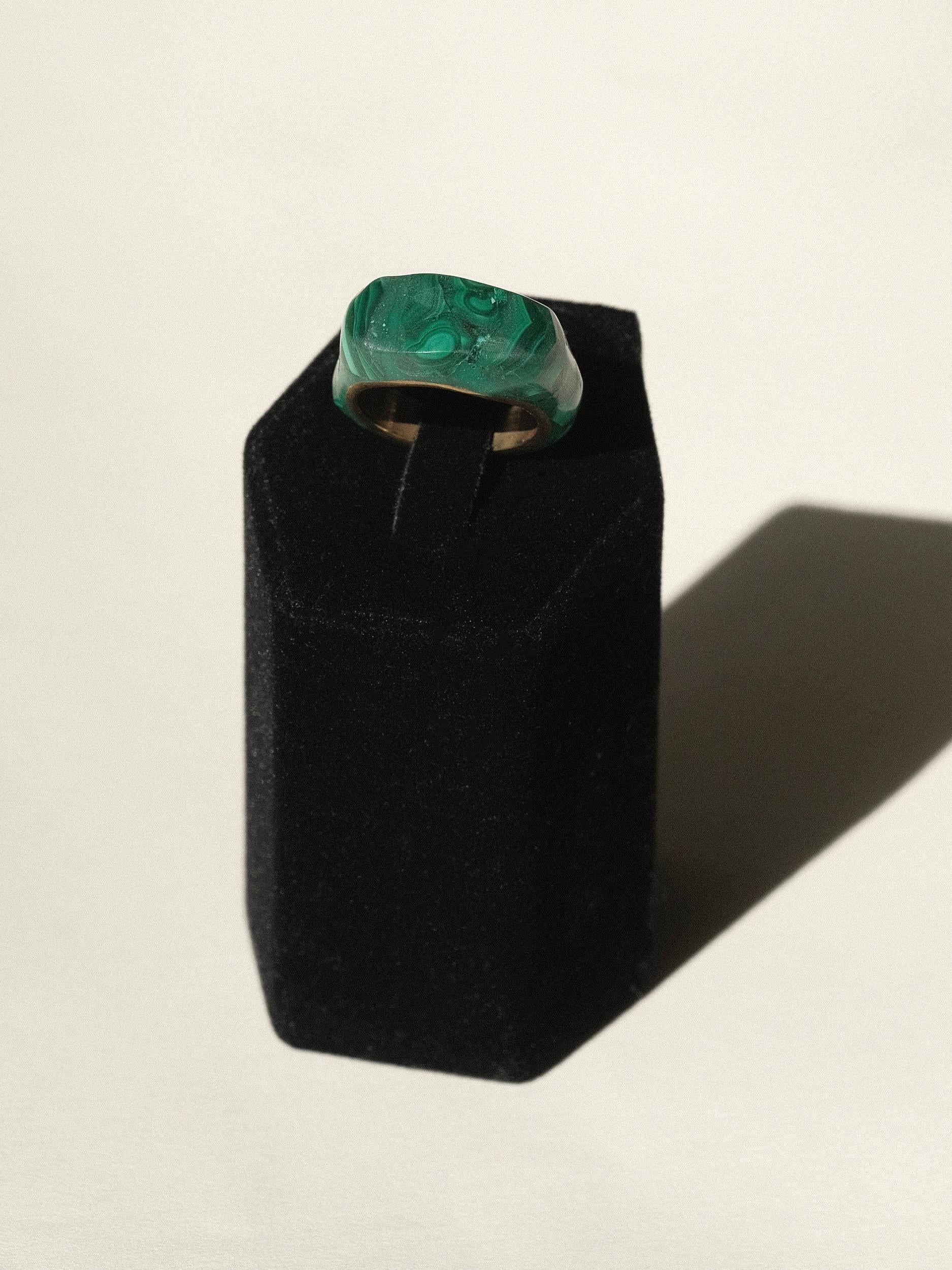 Rough Cut Brutalist Malachite and Brass Ring Size 5.5