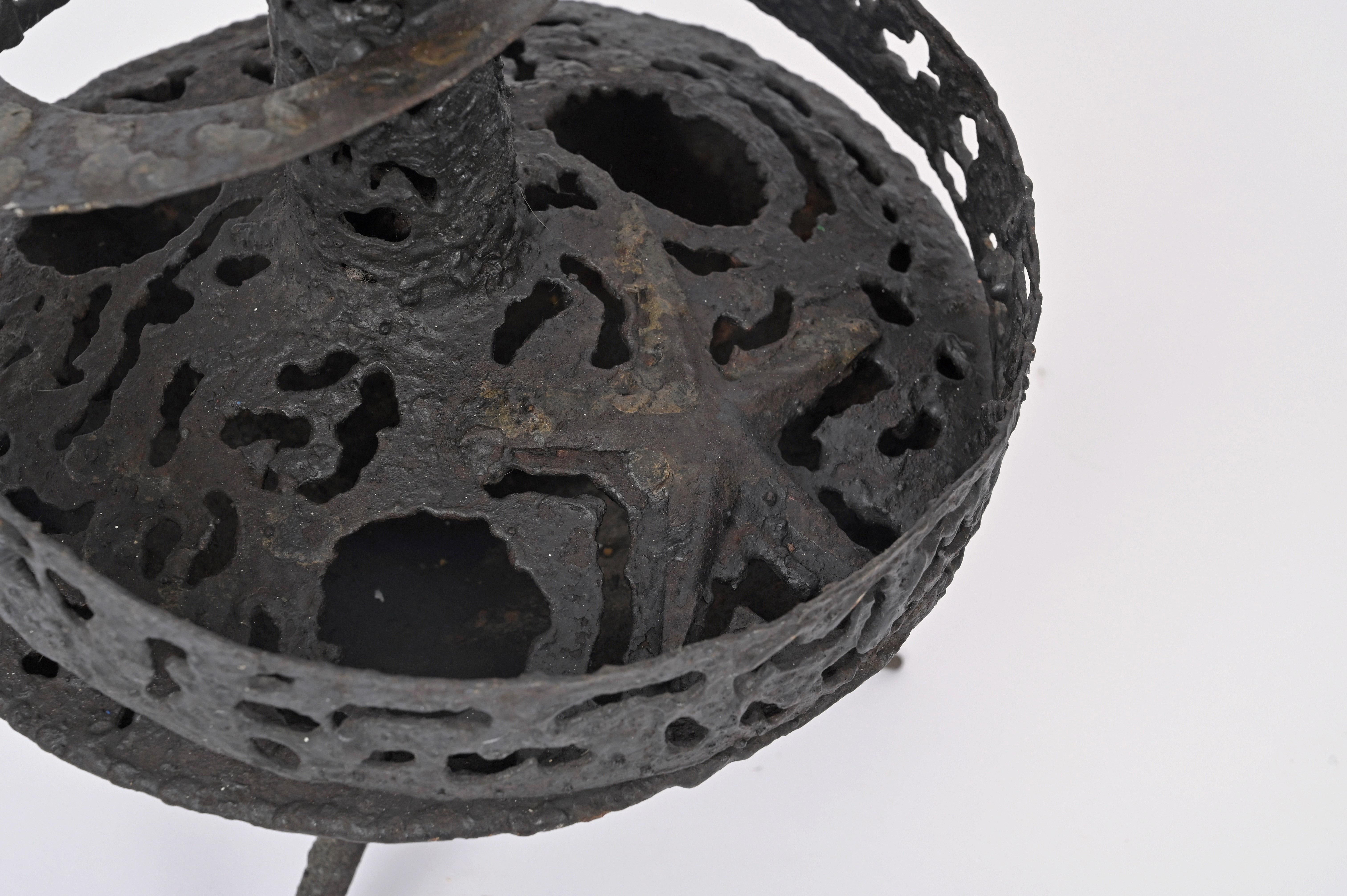 Brutalistische Marsura-Kerzenständer aus Schmiedeeisen, Marsura-Skulptur „Iron Totem“, Italien 1960er Jahre im Angebot 2