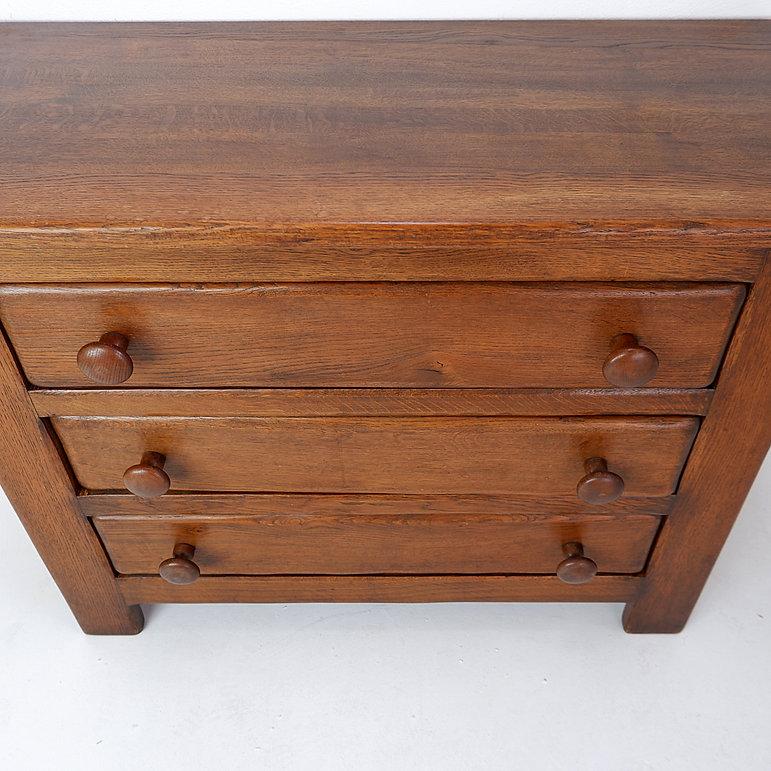 Brutalist Masive Oak chest of drawers - 1960s For Sale 8