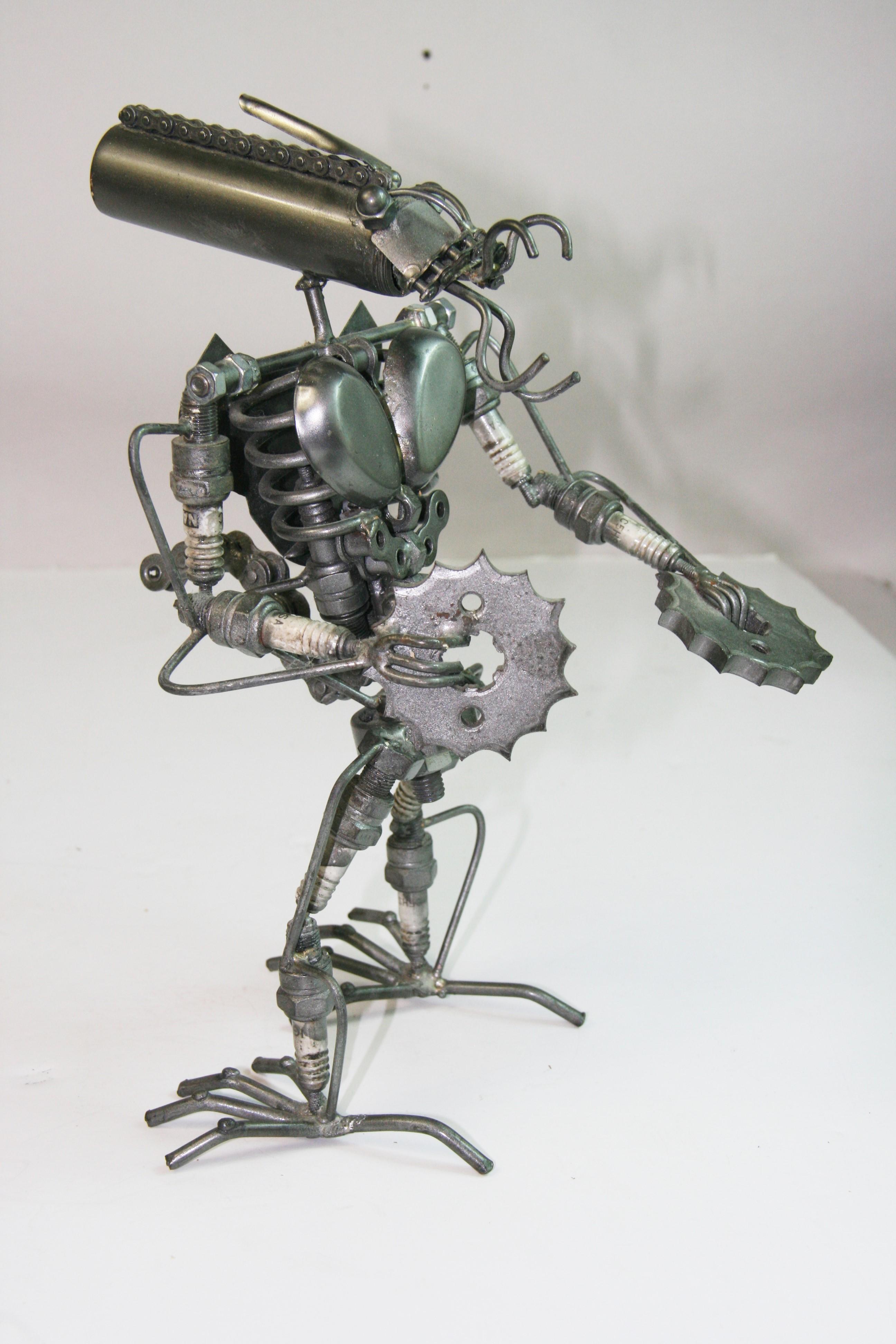 Scultura astratta brutalista in metallo 