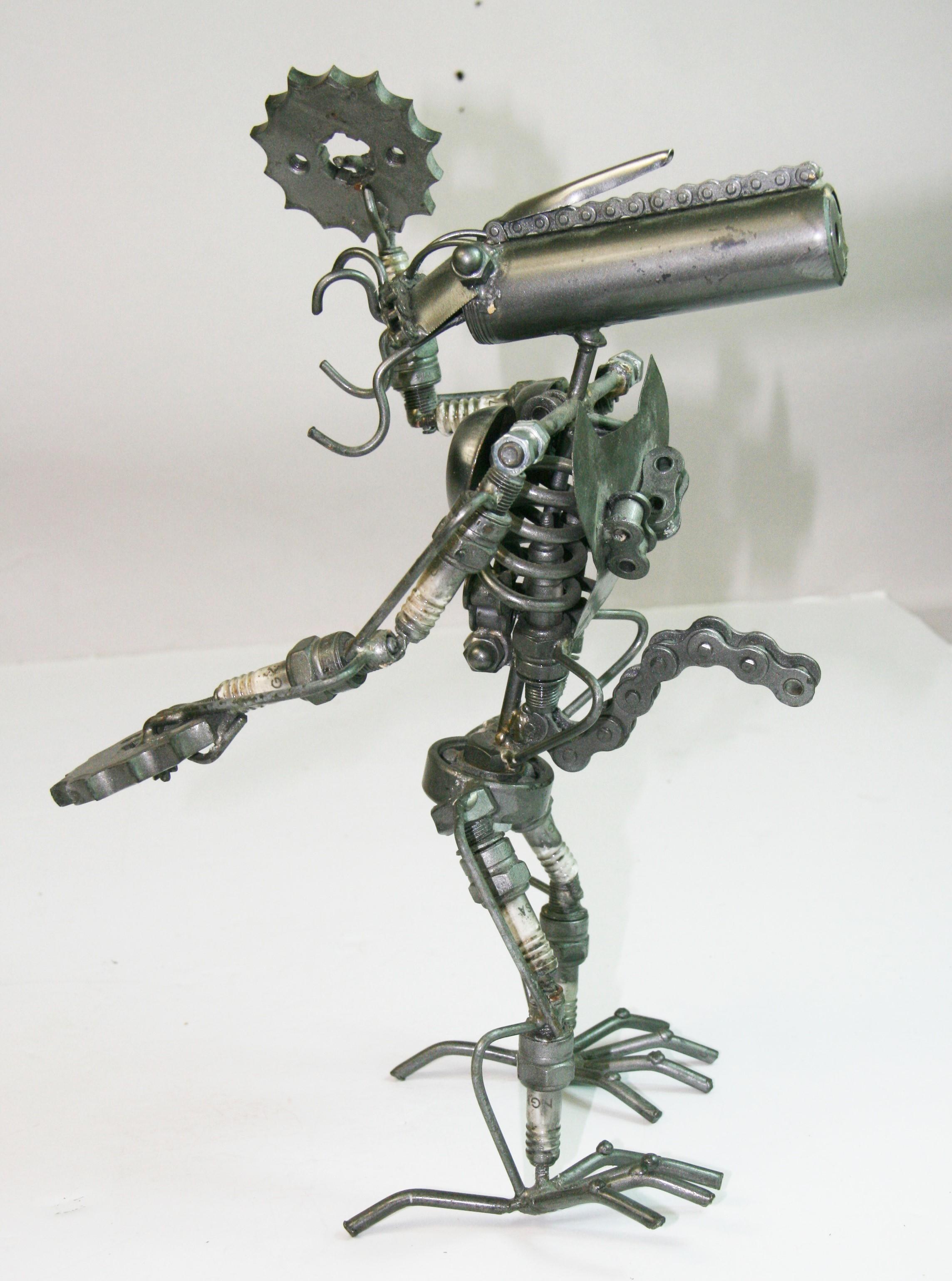 Scultura astratta brutalista in metallo 