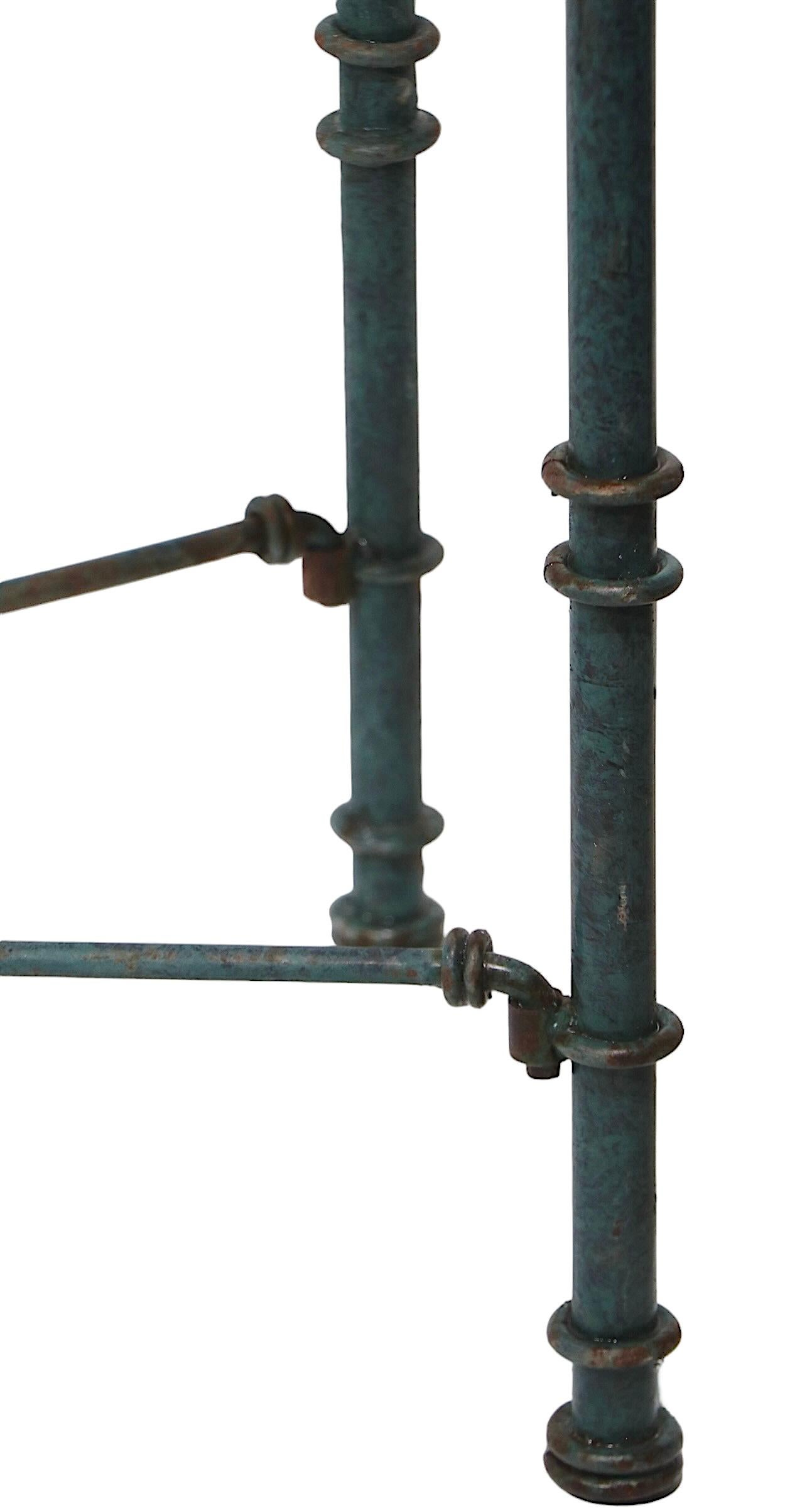 Konsolentisch aus Metall und Glas im Brutalismus-Stil nach Giacometti (20. Jahrhundert)