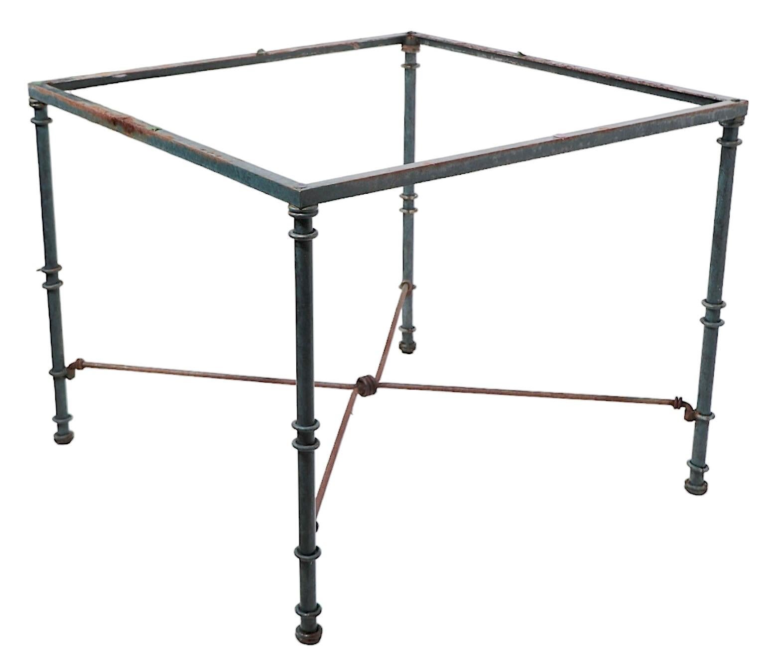 Mesa Dinette Brutalista de Metal y Cristal en Faux Verdigris según Giacometti en venta 6