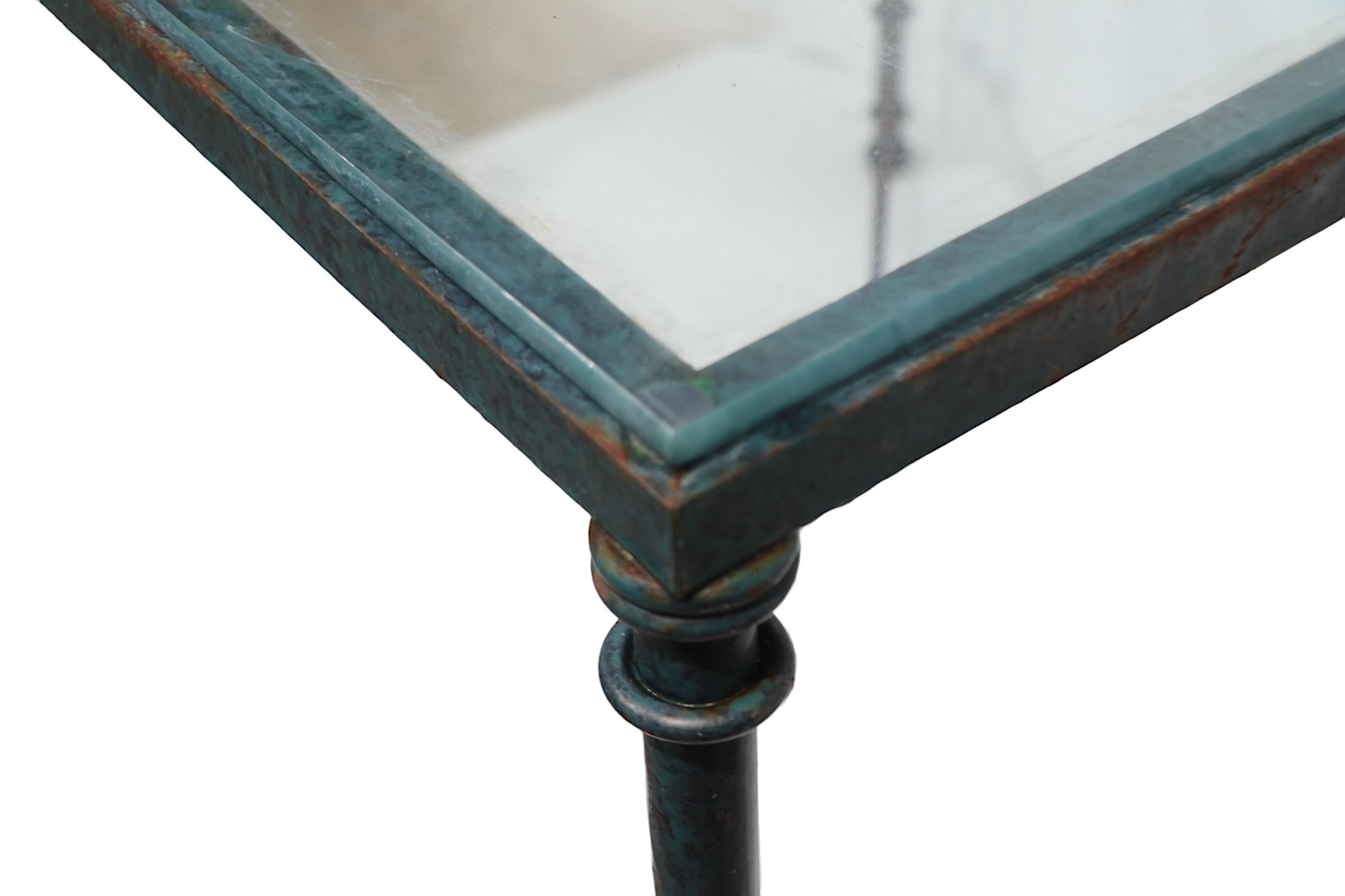 Mesa Dinette Brutalista de Metal y Cristal en Faux Verdigris según Giacometti Vidrio en venta