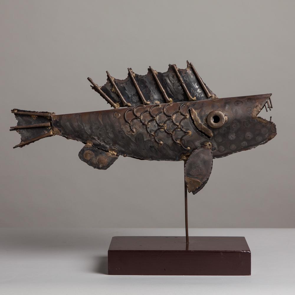 Late 20th Century Brutalist Metal Fish Table Sculpture 1970s For Sale