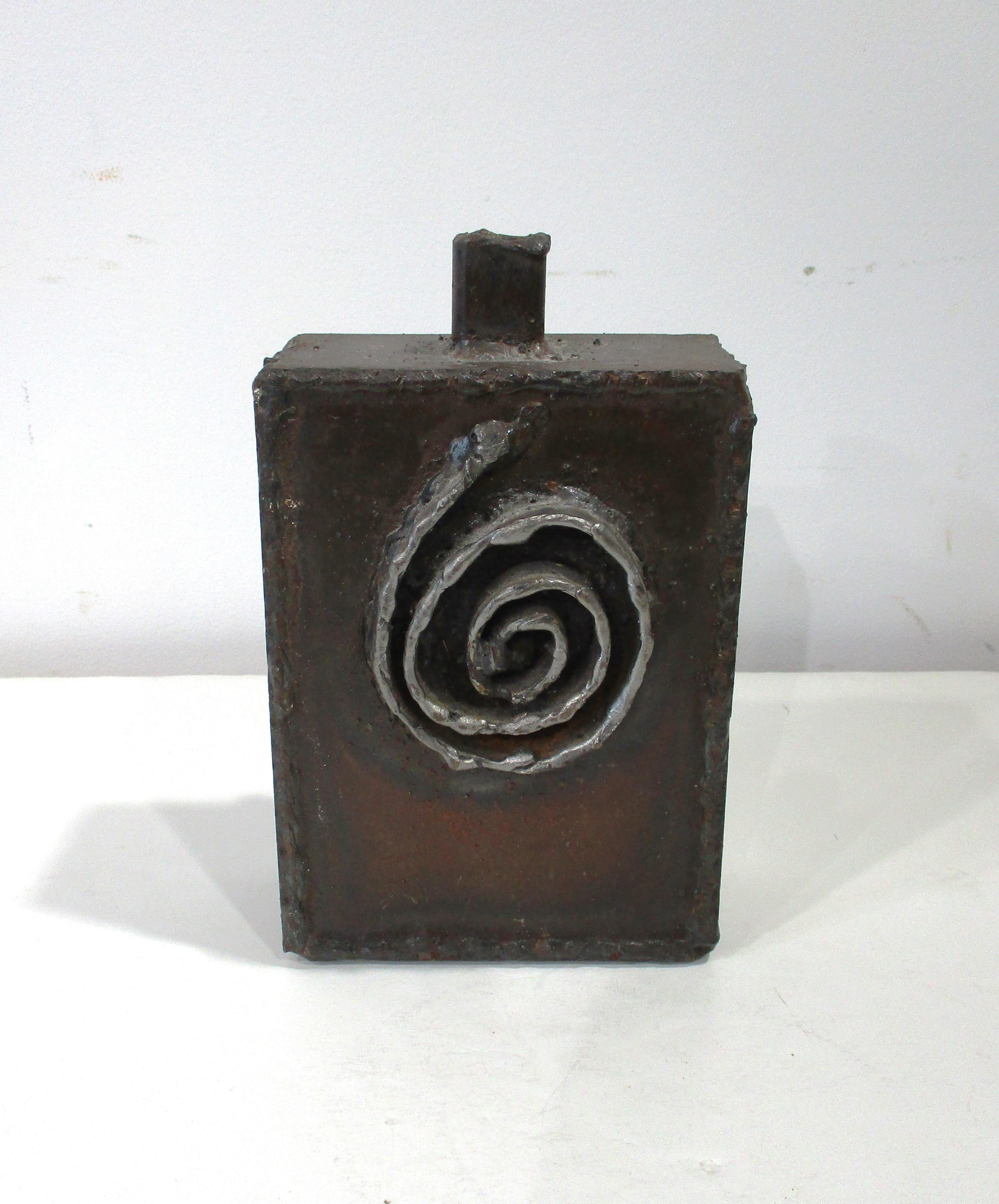 American Paul Evans styled Brutalist Metal Sculptural Vase by Jim Heneveld For Sale
