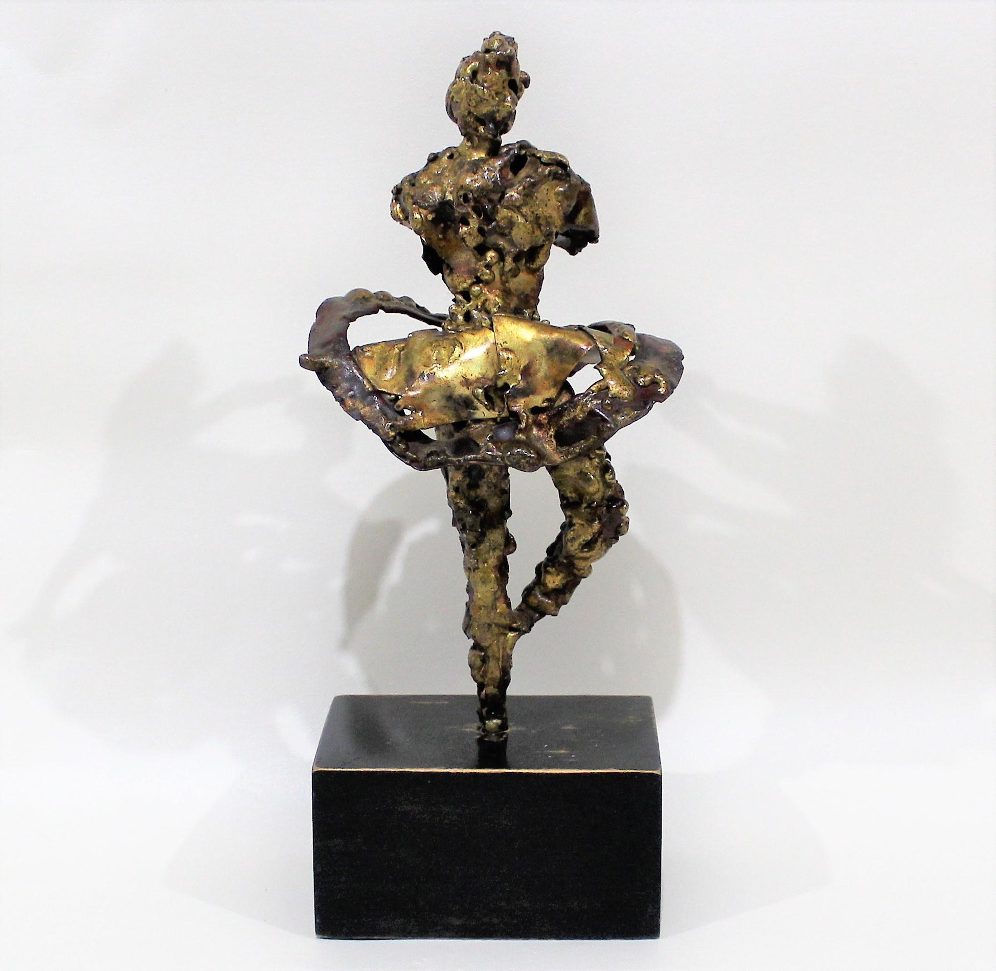 20ième siècle Sculpture en métal brutaliste d'une danseuse de ballet féminine en vente