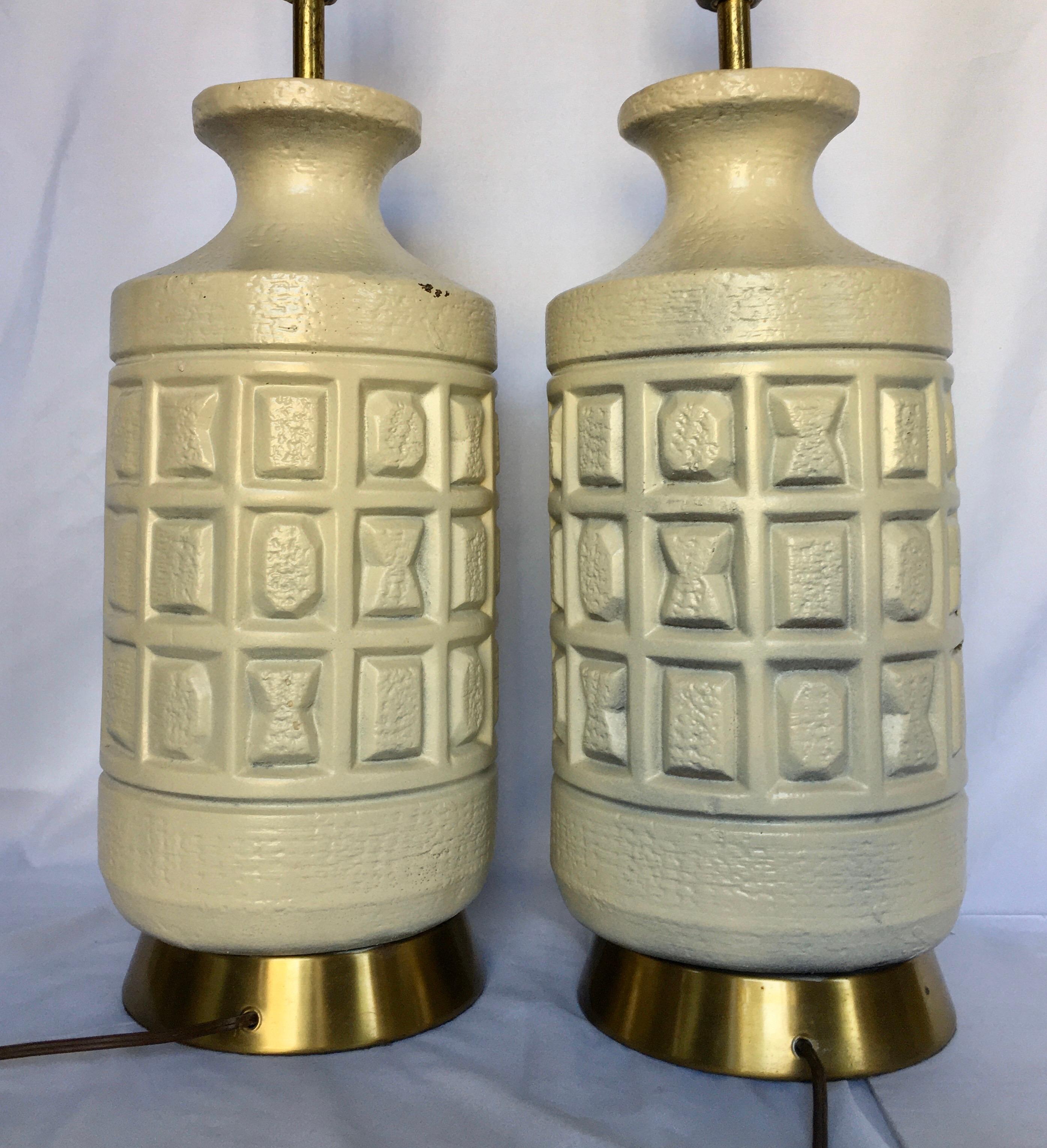 Brutalisme Lampes de table Brutalist Mid-Century Modern Cubist Pottery en vente