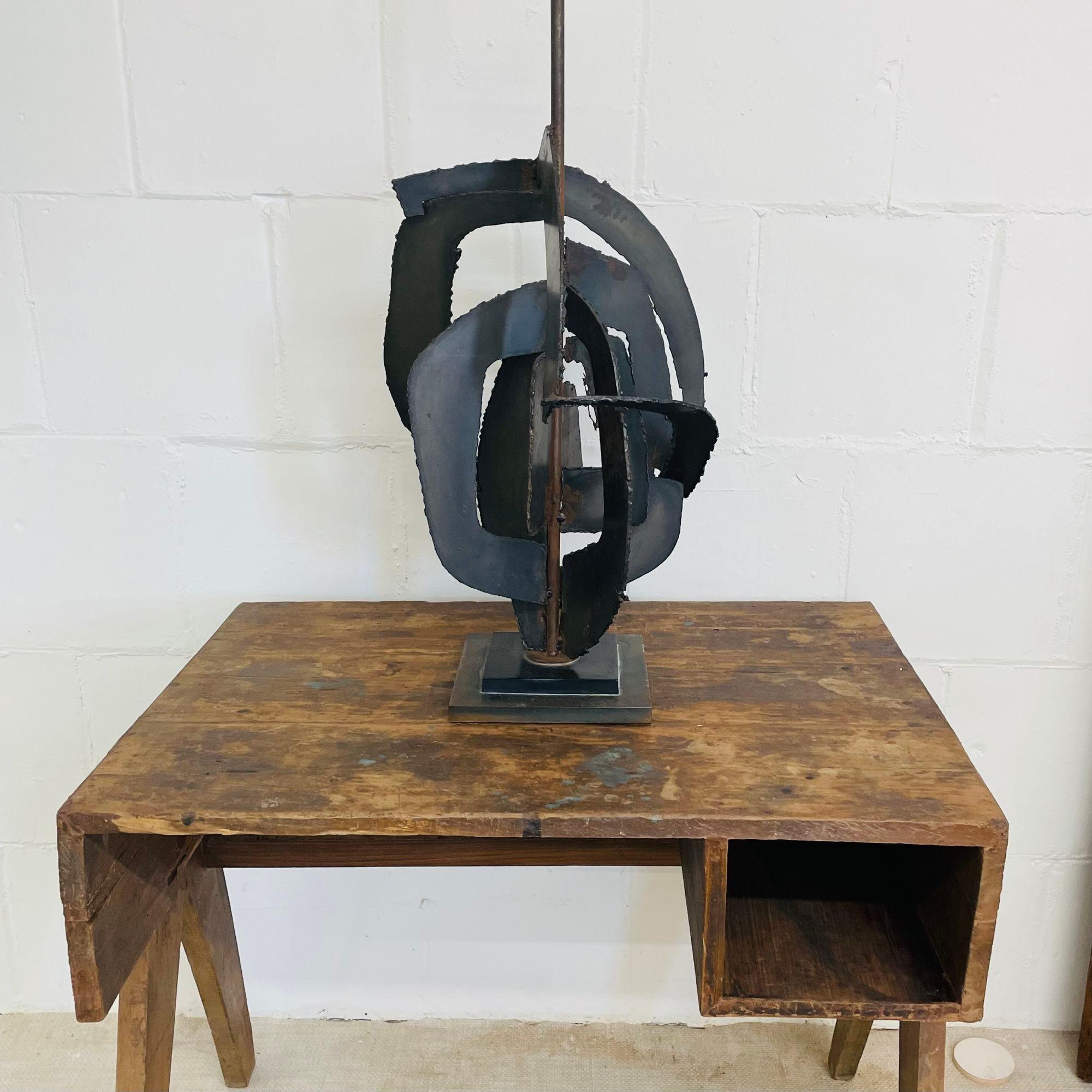 Brutalist Mid-Century Modern Table Lamp, Blackened Steel For Sale 6