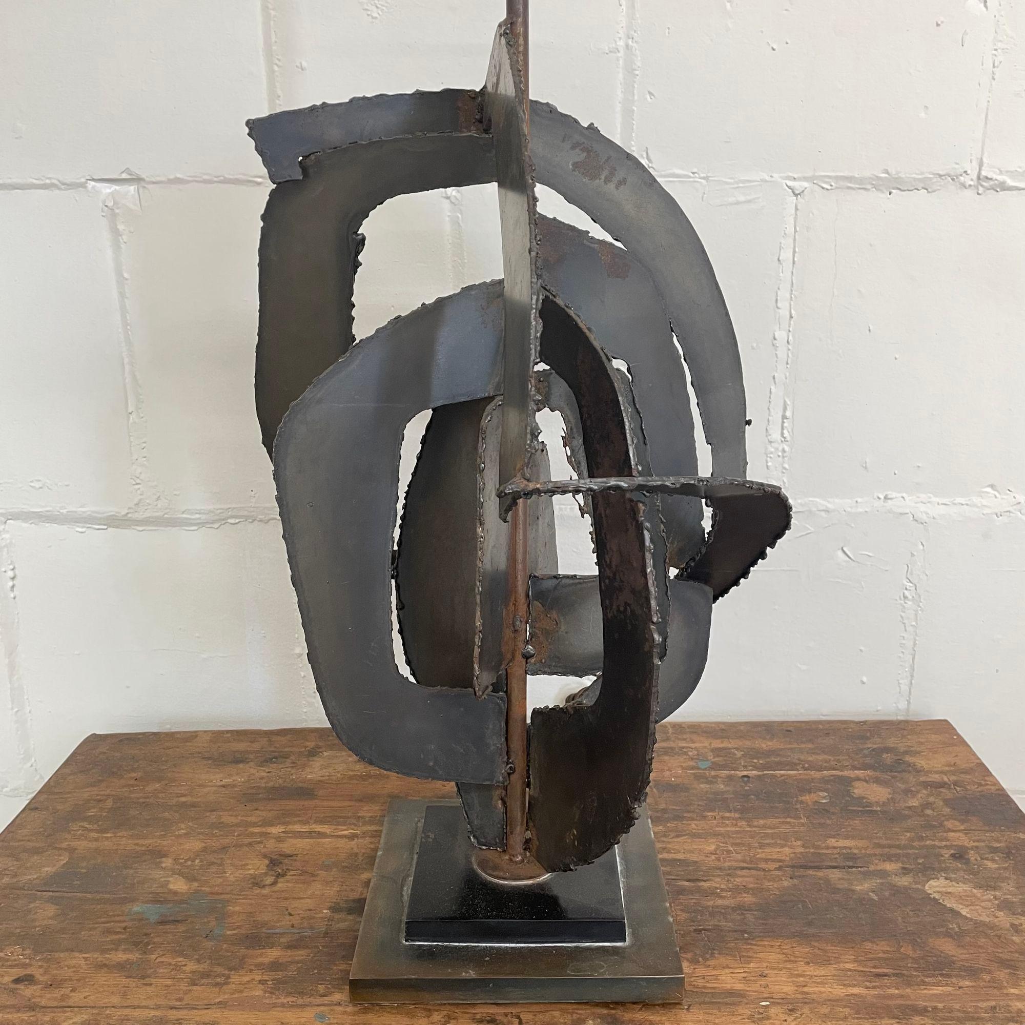 Brutalist Mid-Century Modern Table Lamp, Blackened Steel For Sale 3