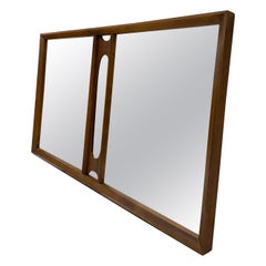 Brutalistischer Spiegel 1975