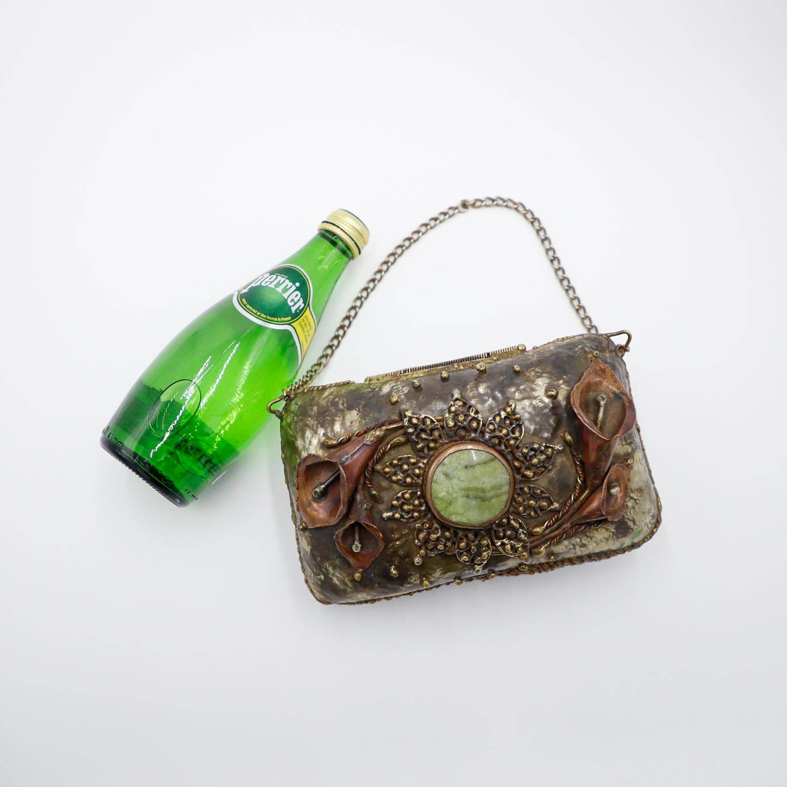 Bolso Brutalista de Metal Mixto Artesano ca 1970s finales del siglo XX en venta